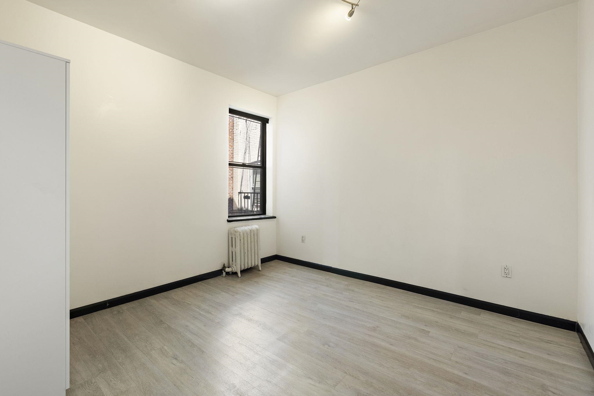 6601 BROADWAY #D7