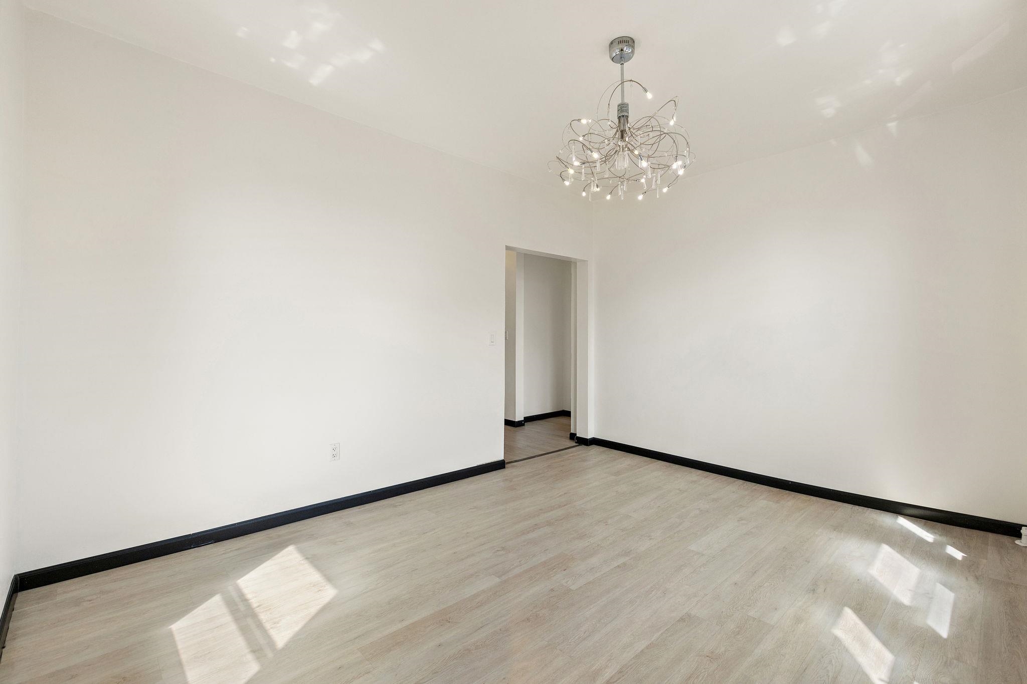 6601 BROADWAY #D7