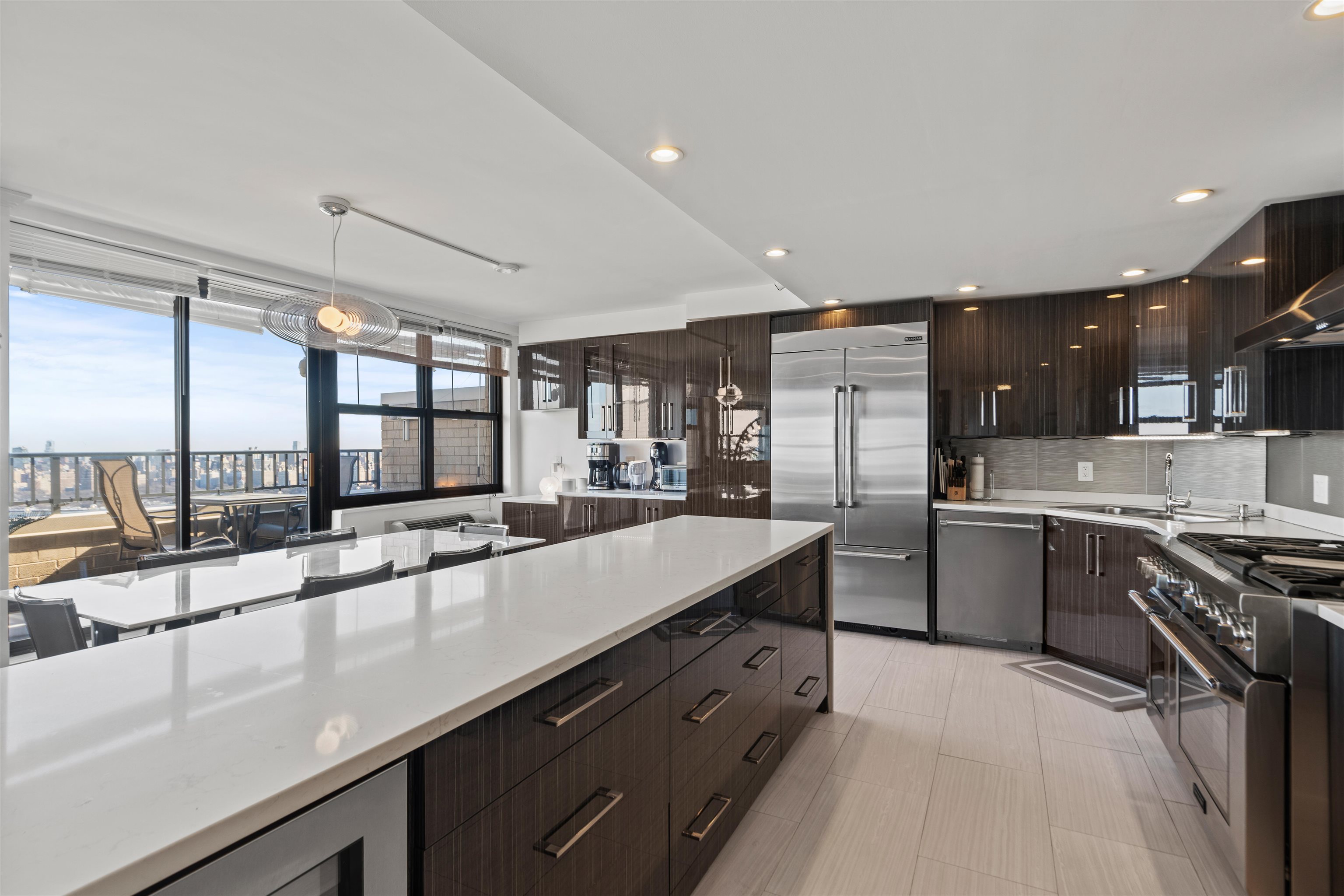 7004 BLVD EAST - Photo 2