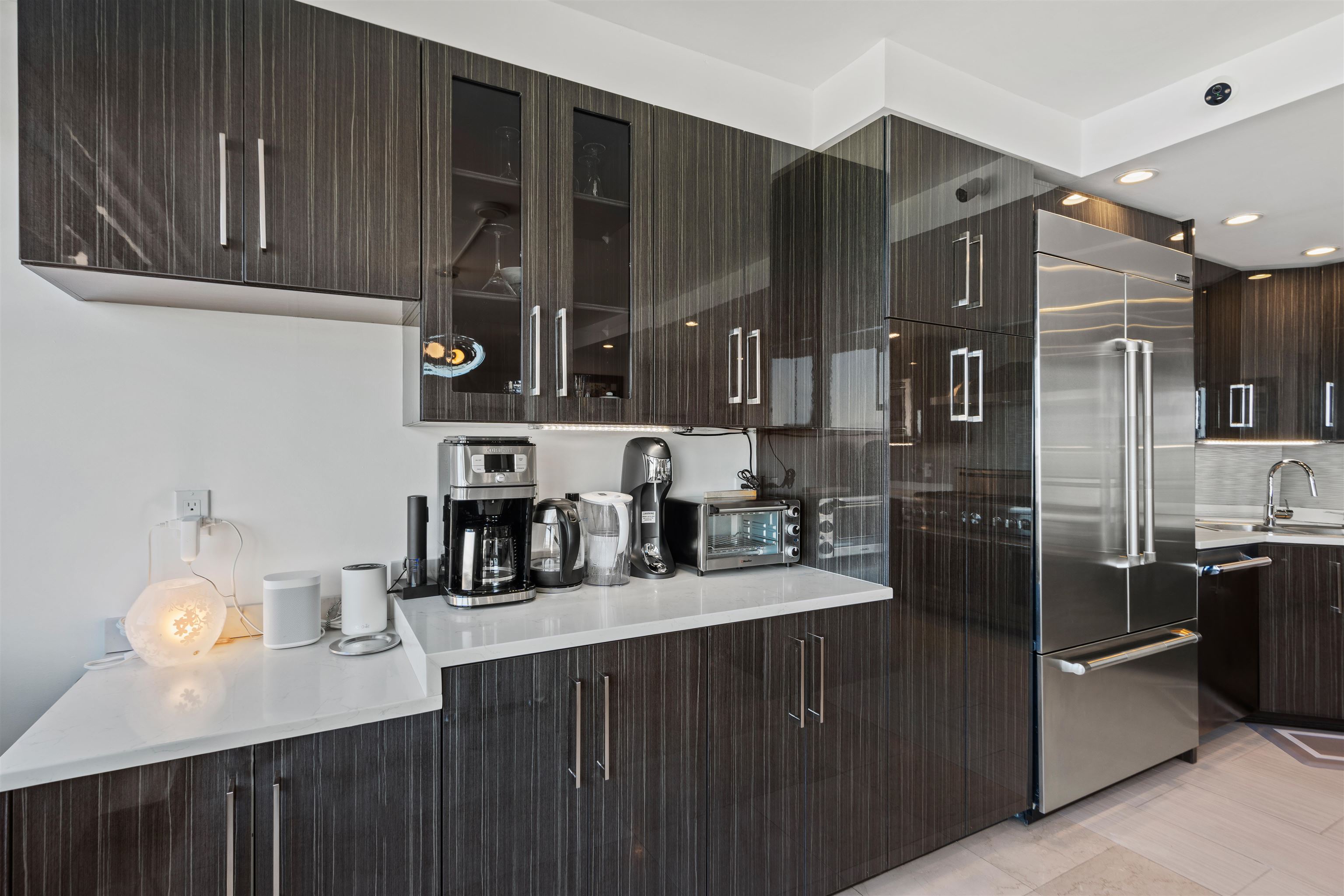 7004 BLVD EAST - Photo 4