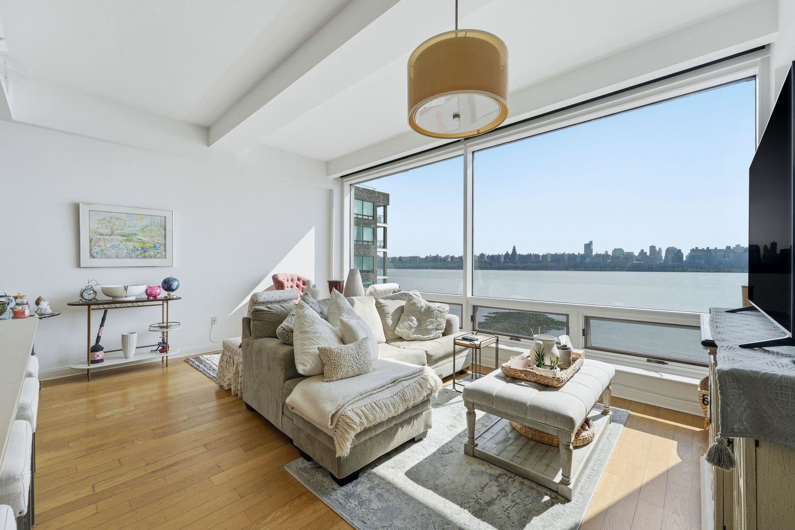9 SOMERSET LANE #408