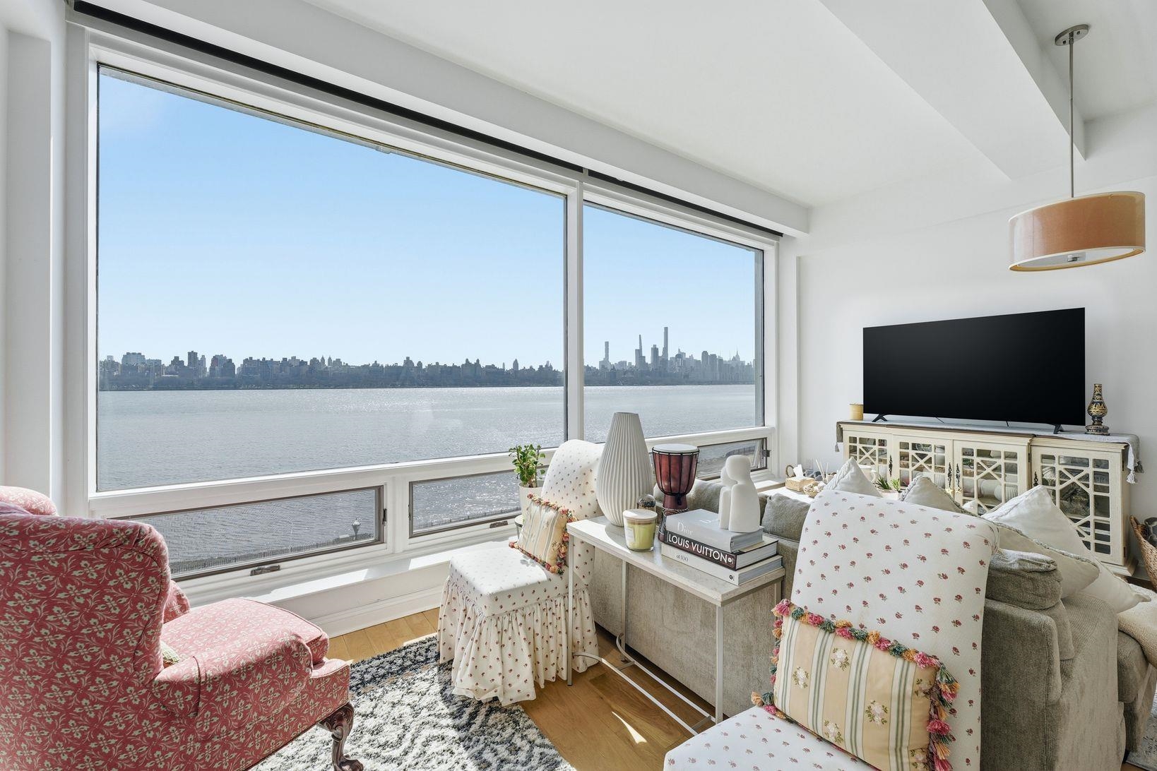 9 SOMERSET LANE #408