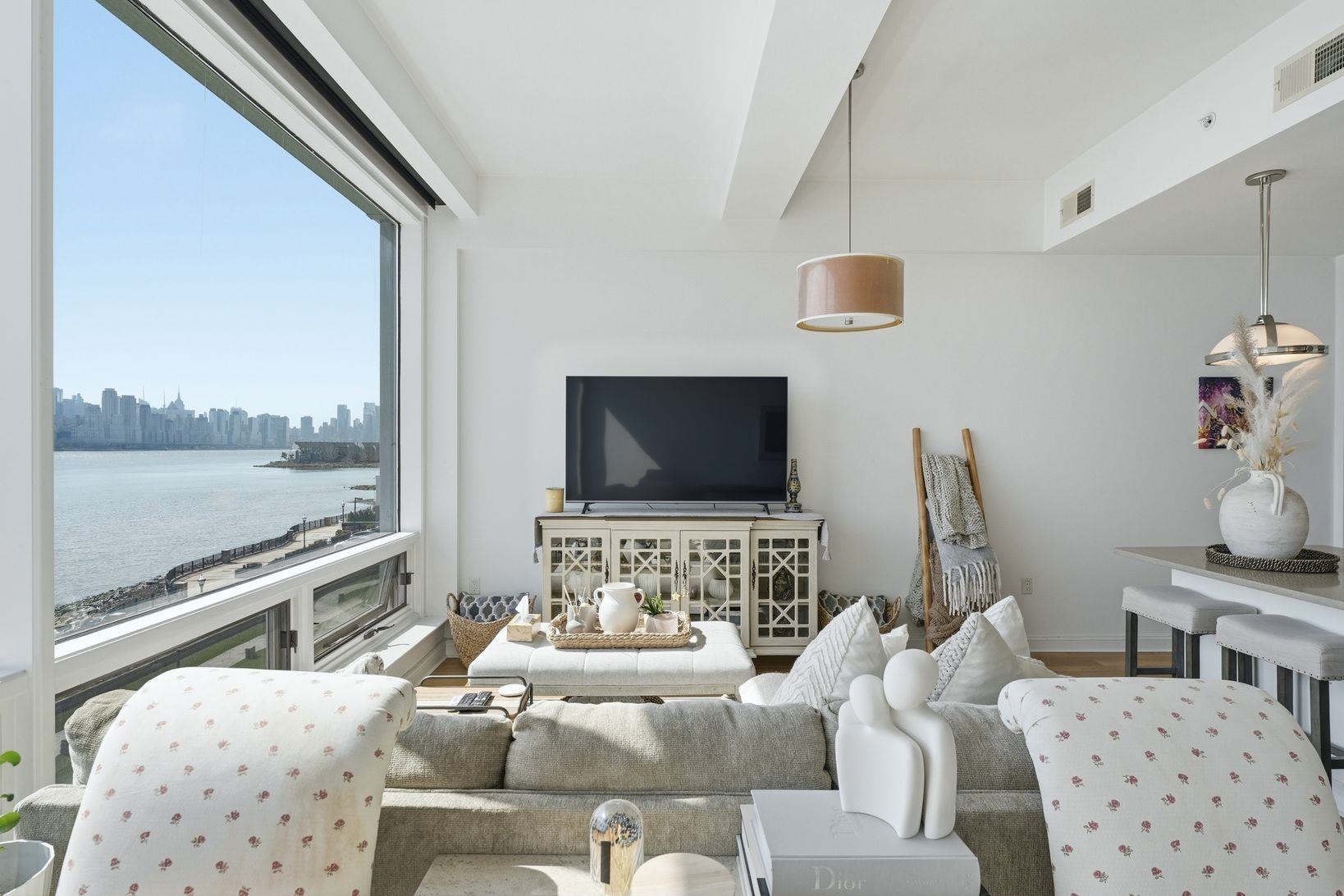9 SOMERSET LANE #408