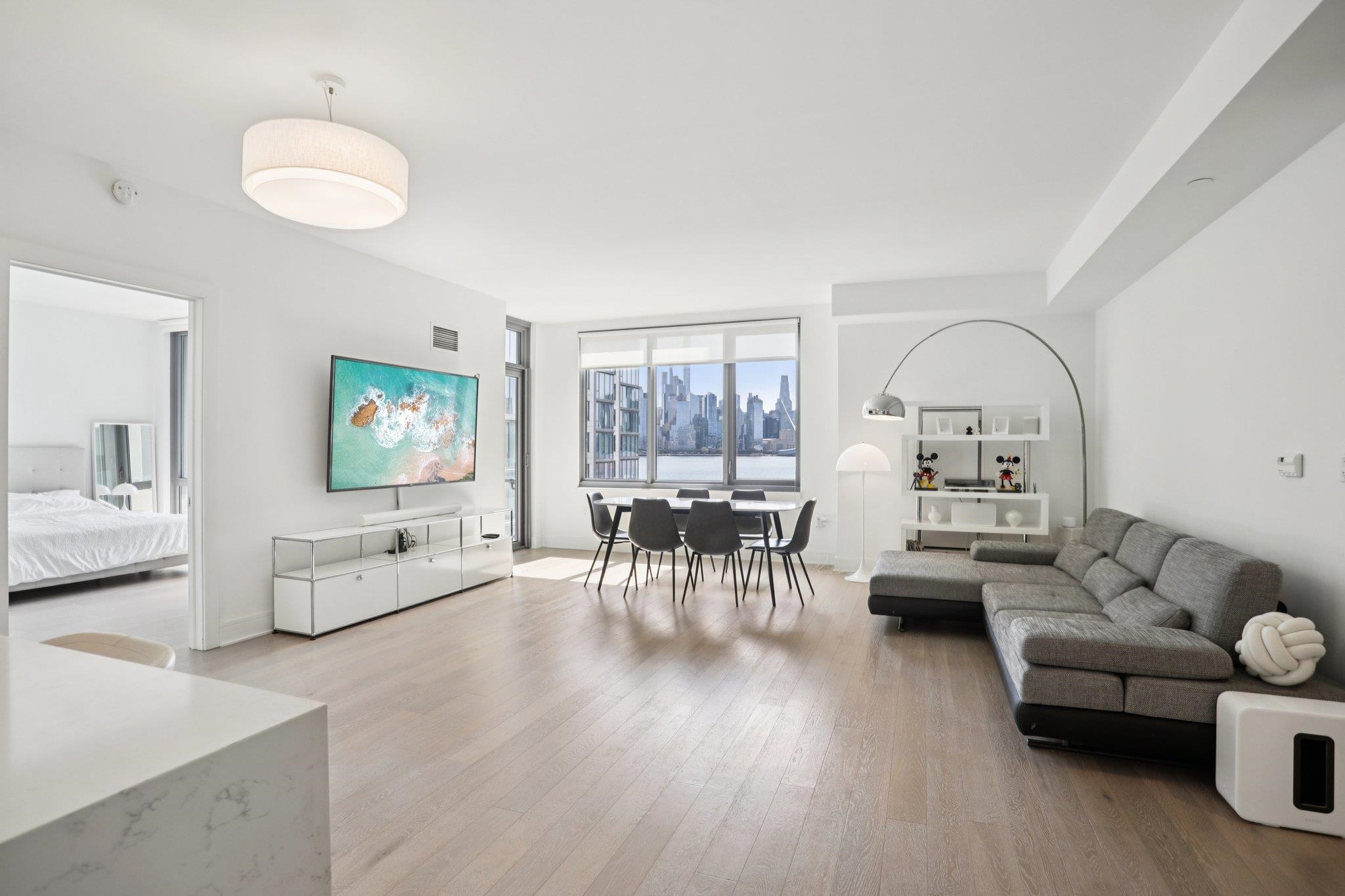 9 AVENUE AT PORT IMPERIAL #513