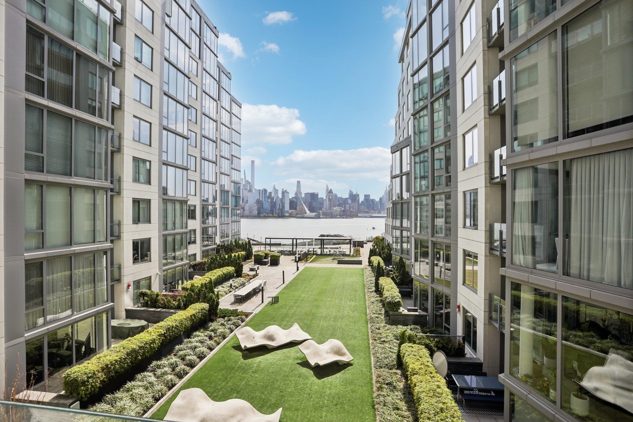 9 AVENUE AT PORT IMPERIAL #513