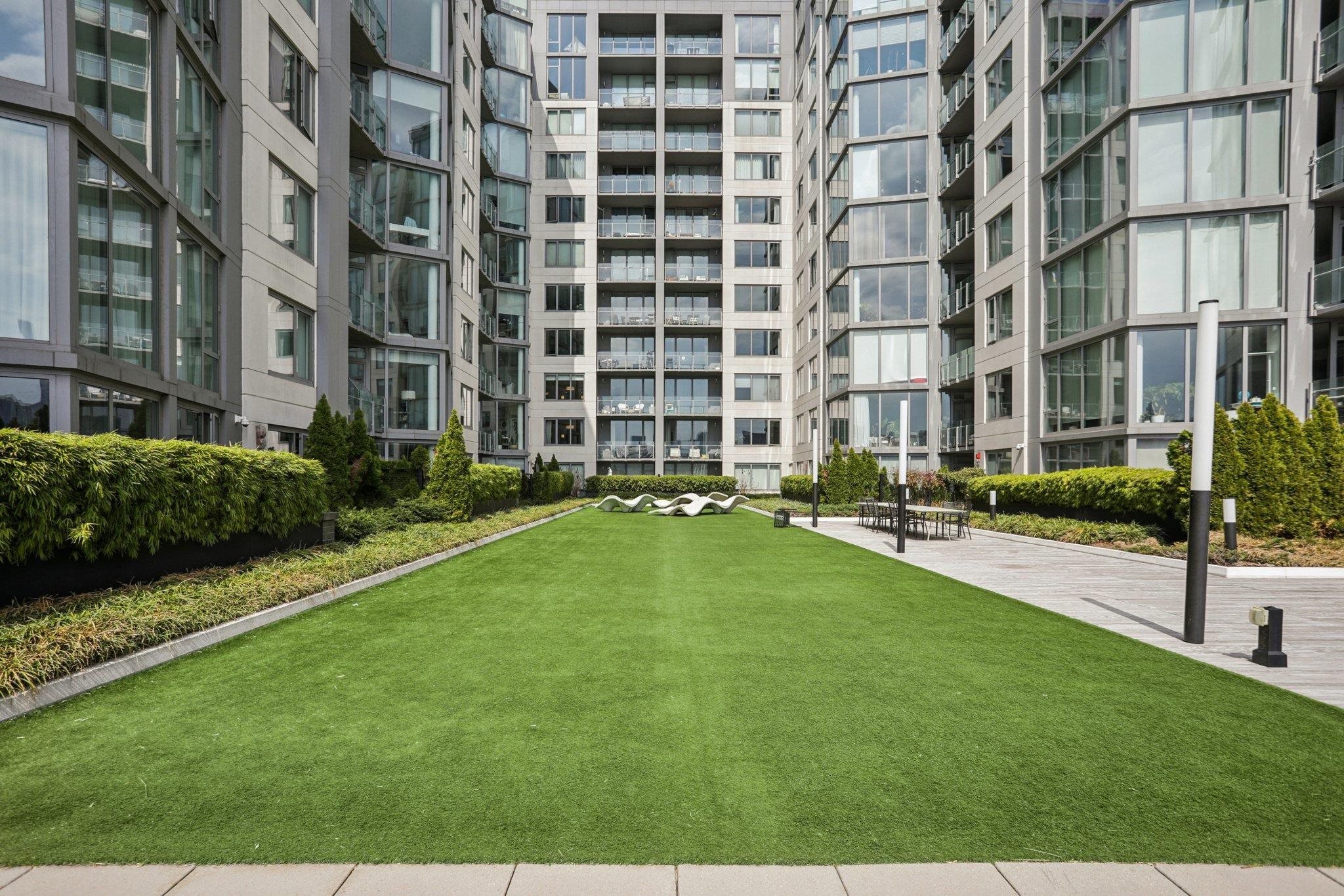 9 AVENUE AT PORT IMPERIAL #513