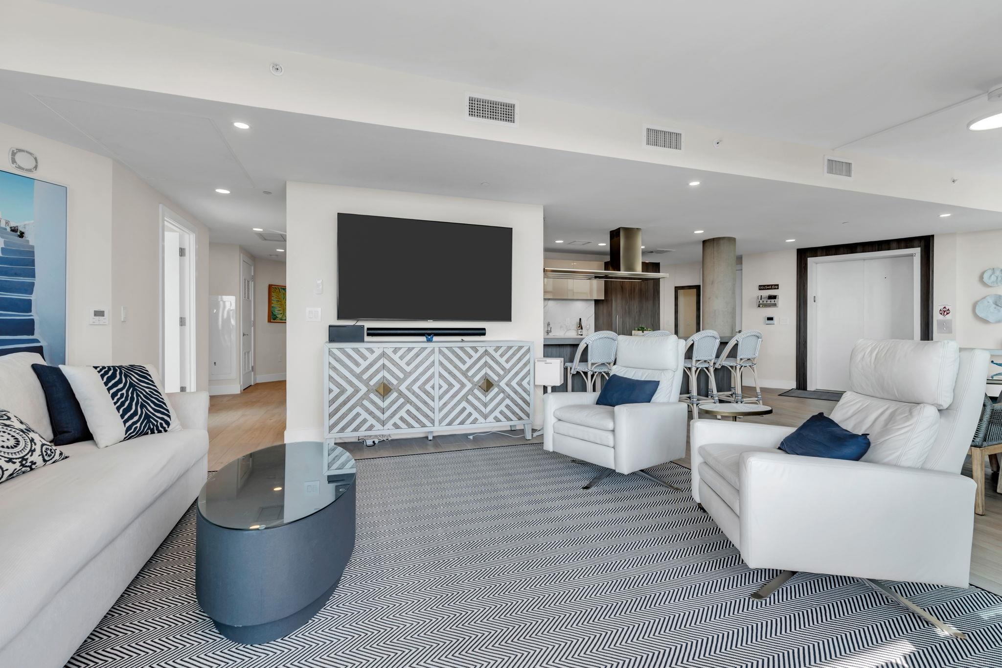 350 OCEAN AVE - Photo 5