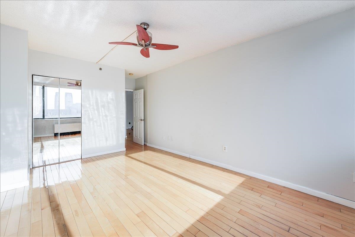 45 RIVER DR SOUTH #2705