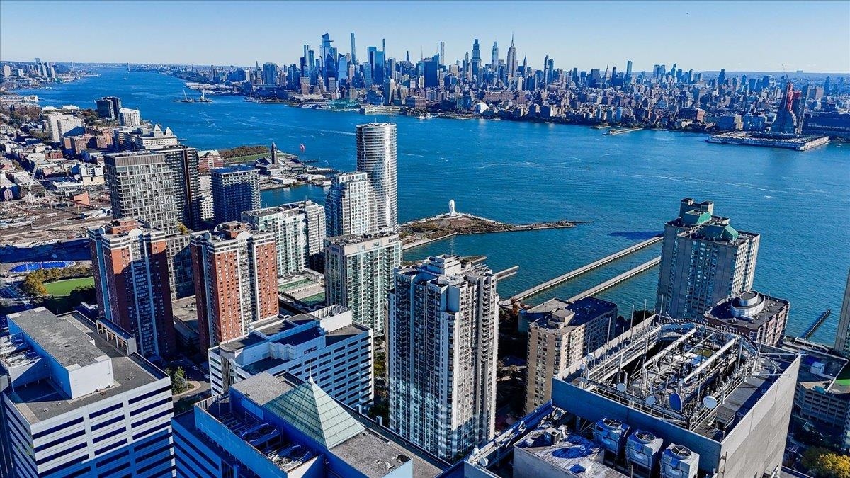 45 RIVER DR SOUTH #1705