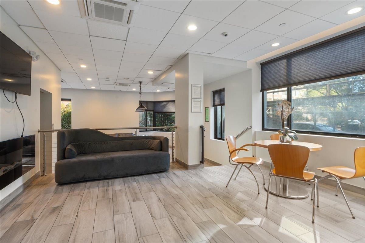 45 RIVER DR SOUTH #1705