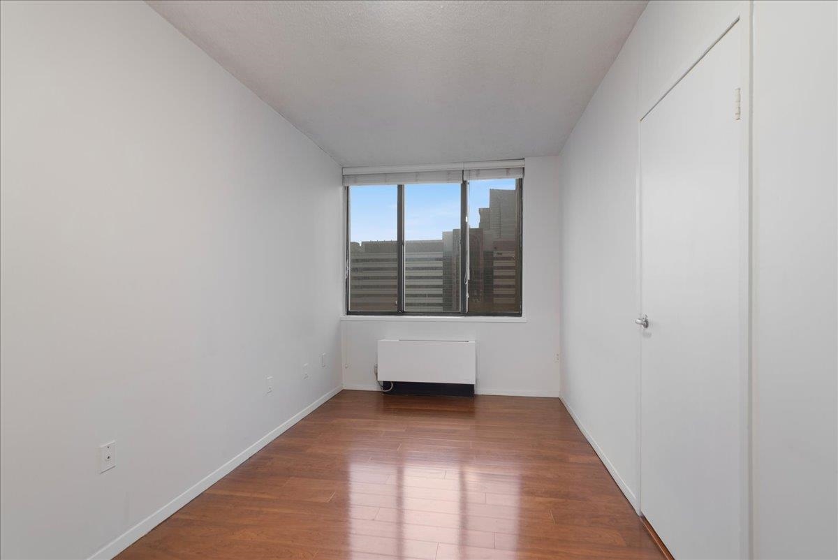 45 RIVER DR SOUTH #1705