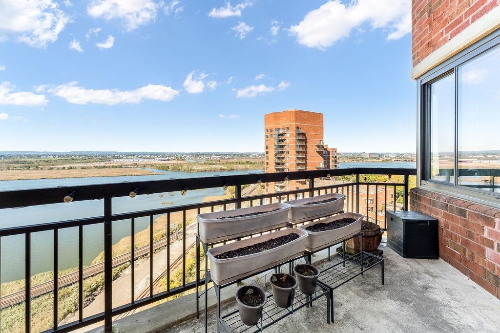 2110 HARMON COVE TOWER