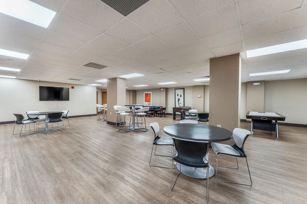 2110 HARMON COVE TOWER