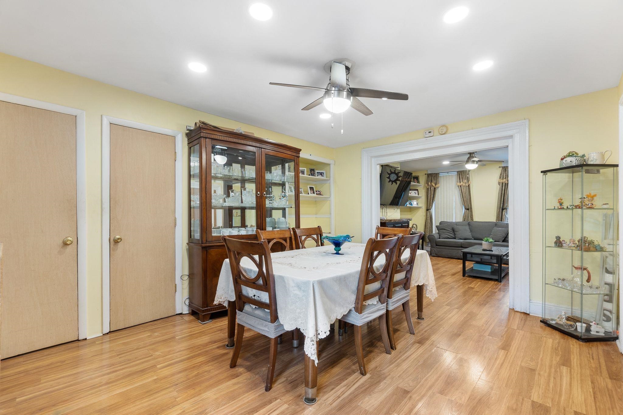 361 NEW YORK AVE - Photo 3