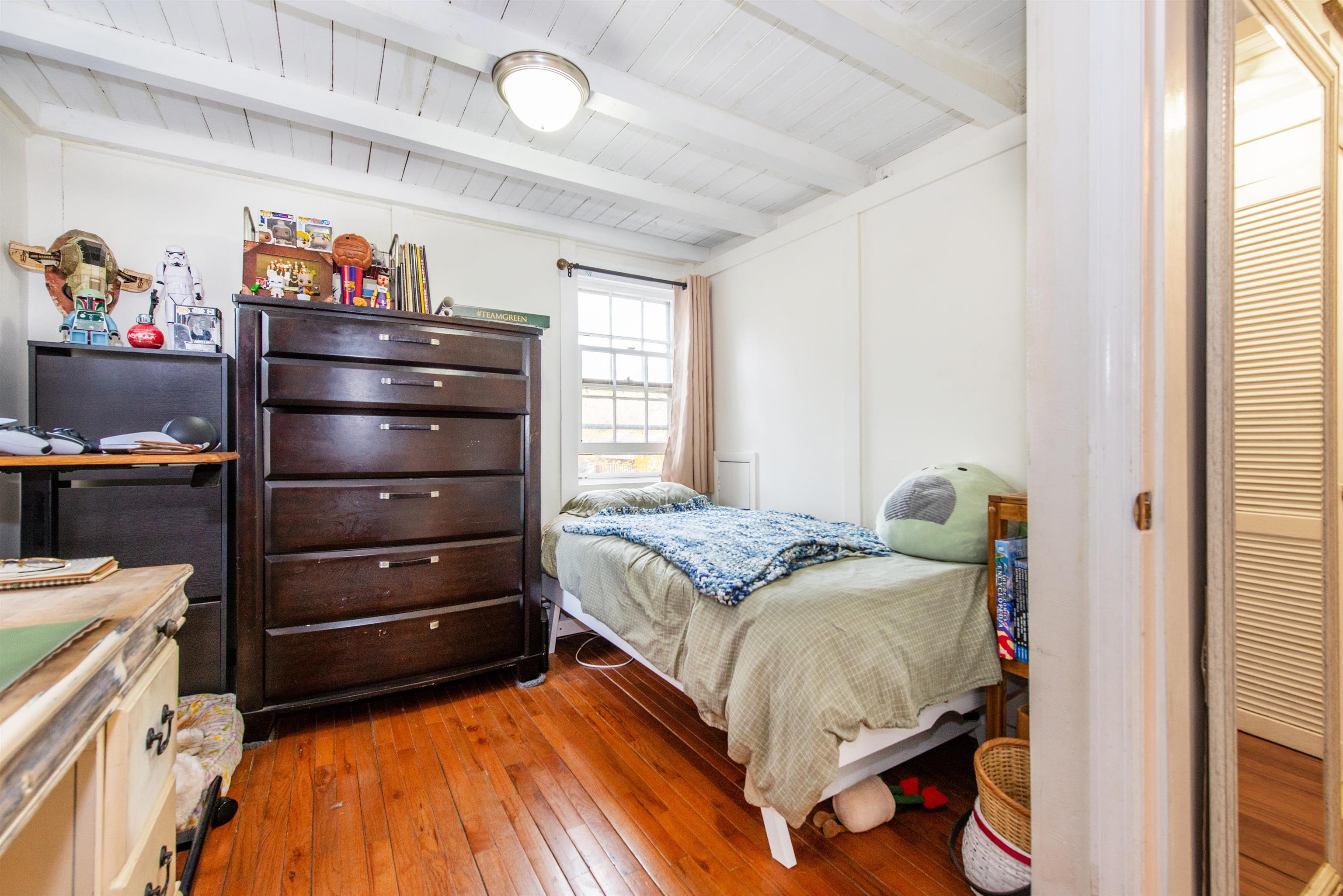 47 HILLSIDE RD
