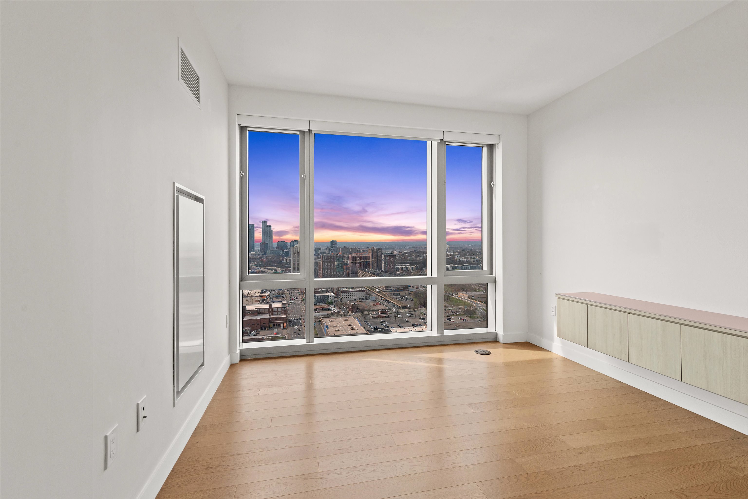 75 PARK LANE SOUTH #3407