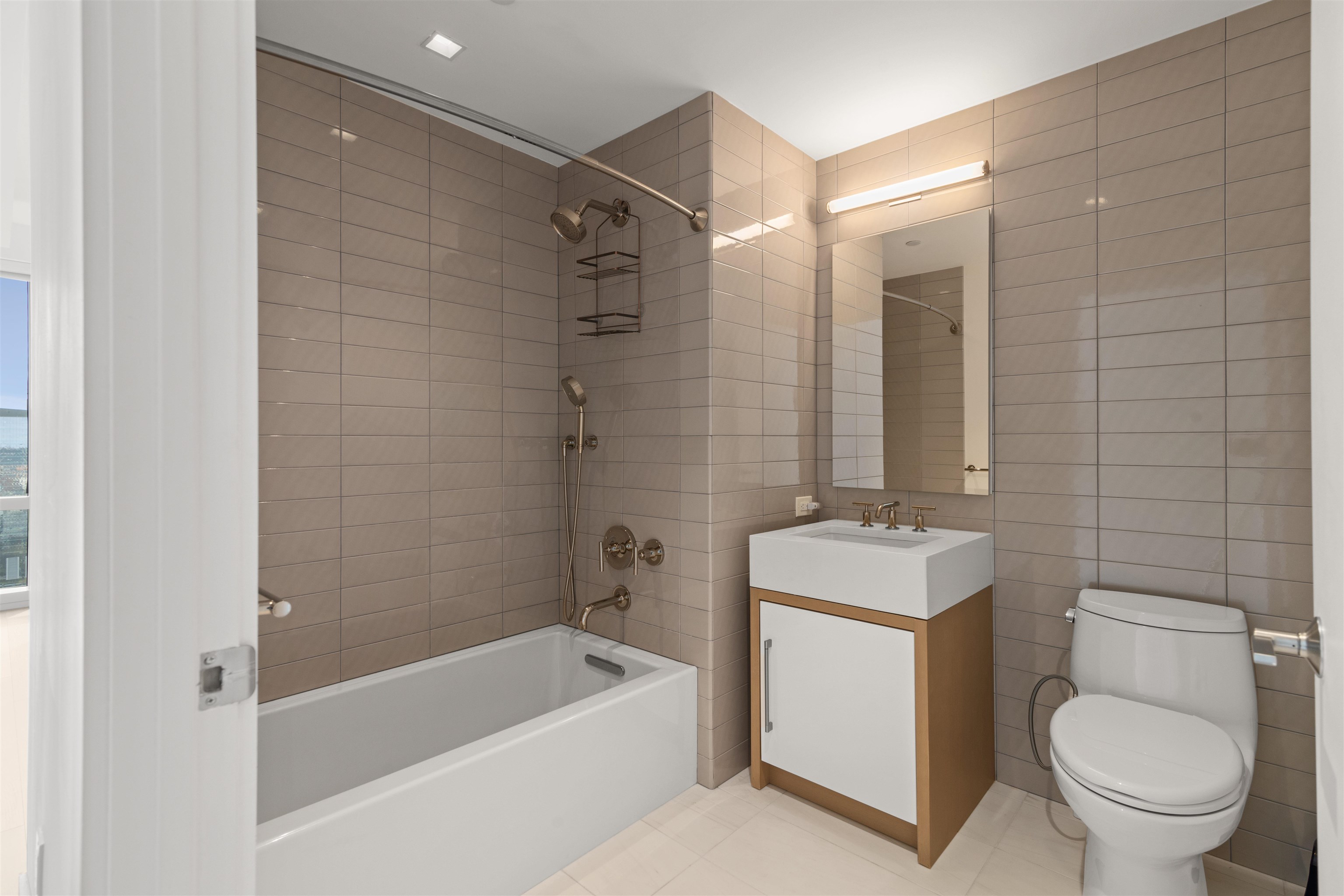 75 PARK LANE SOUTH #3407