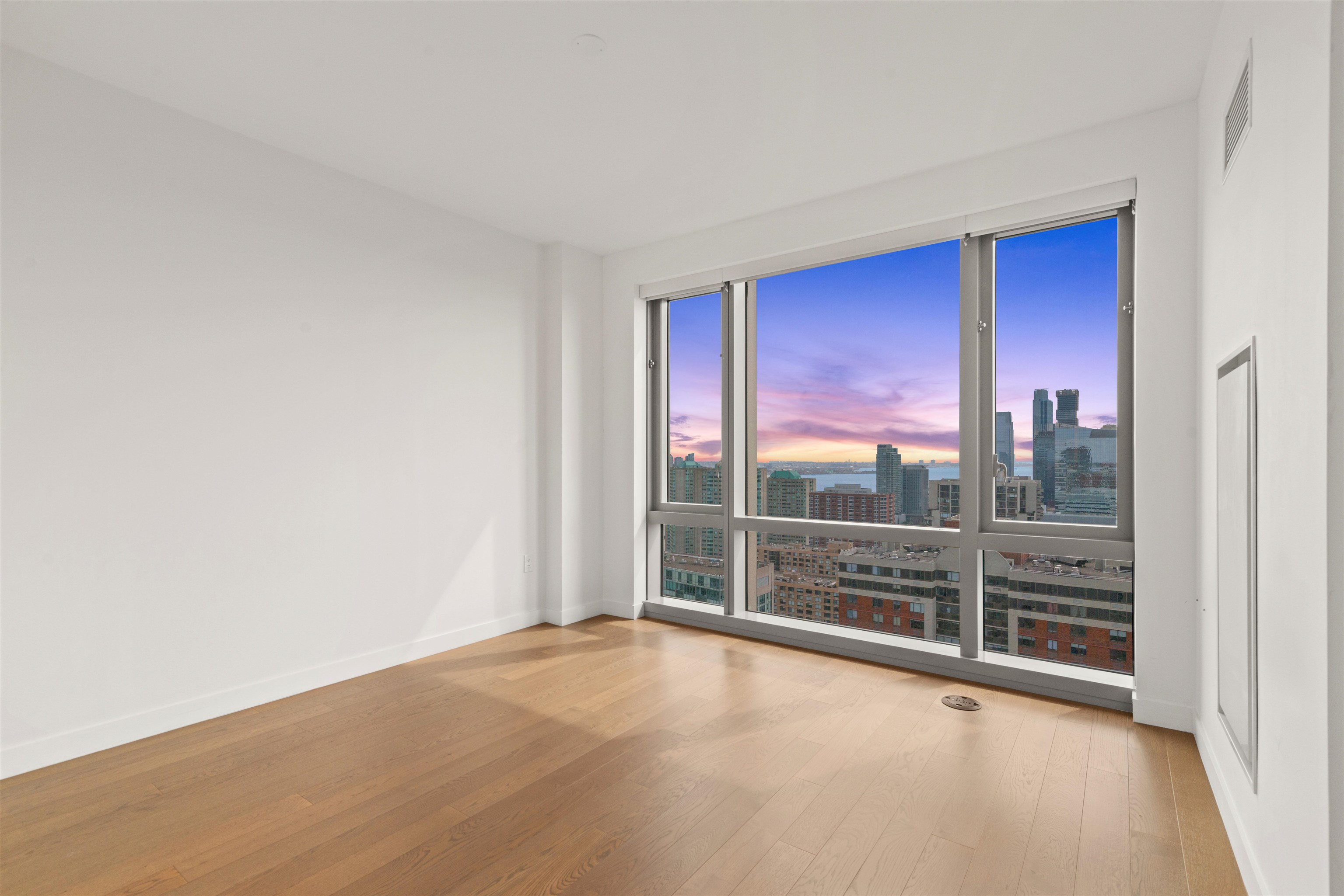 75 PARK LANE SOUTH #3407