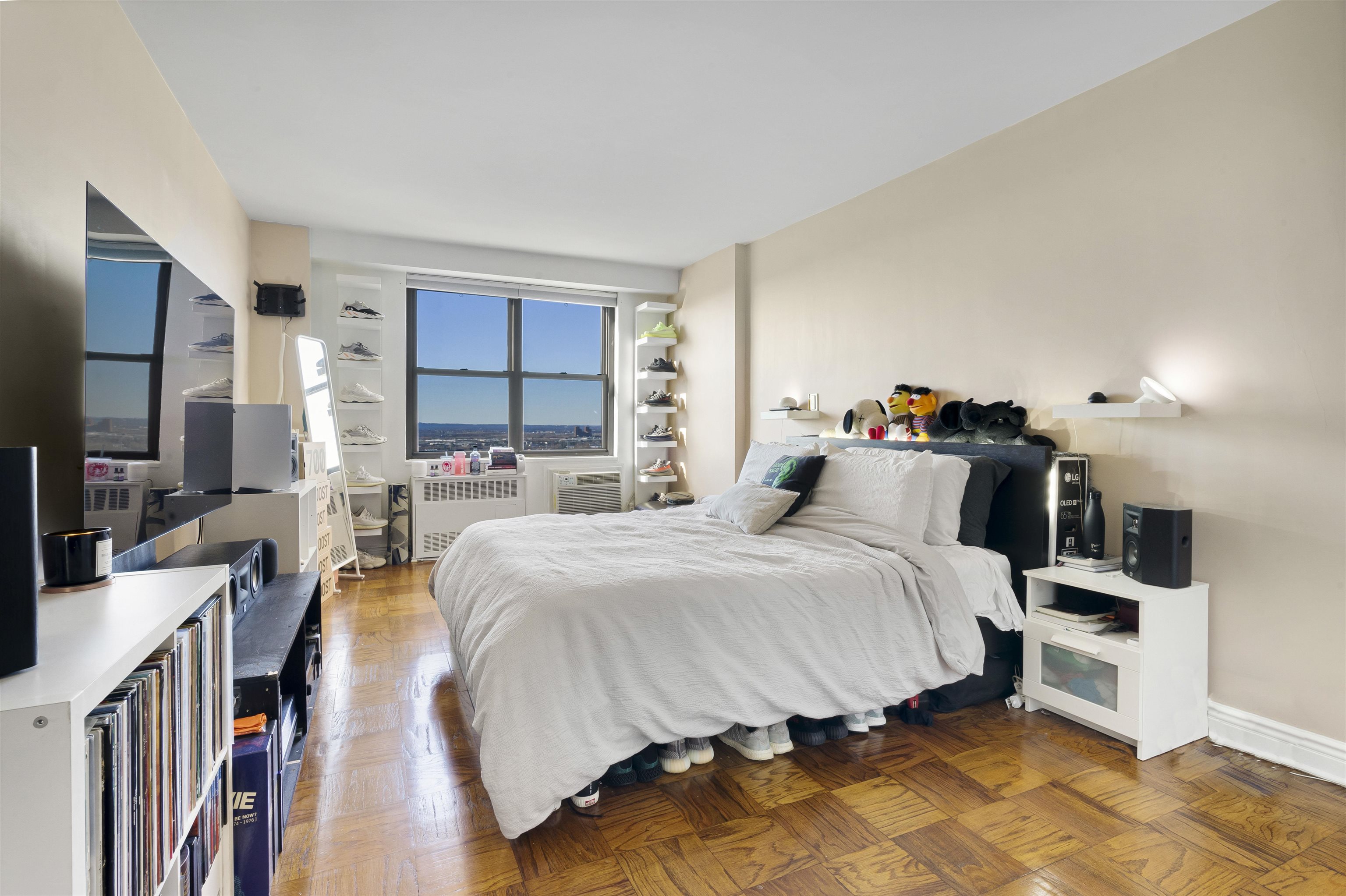 500 CENTRAL AVE #1014