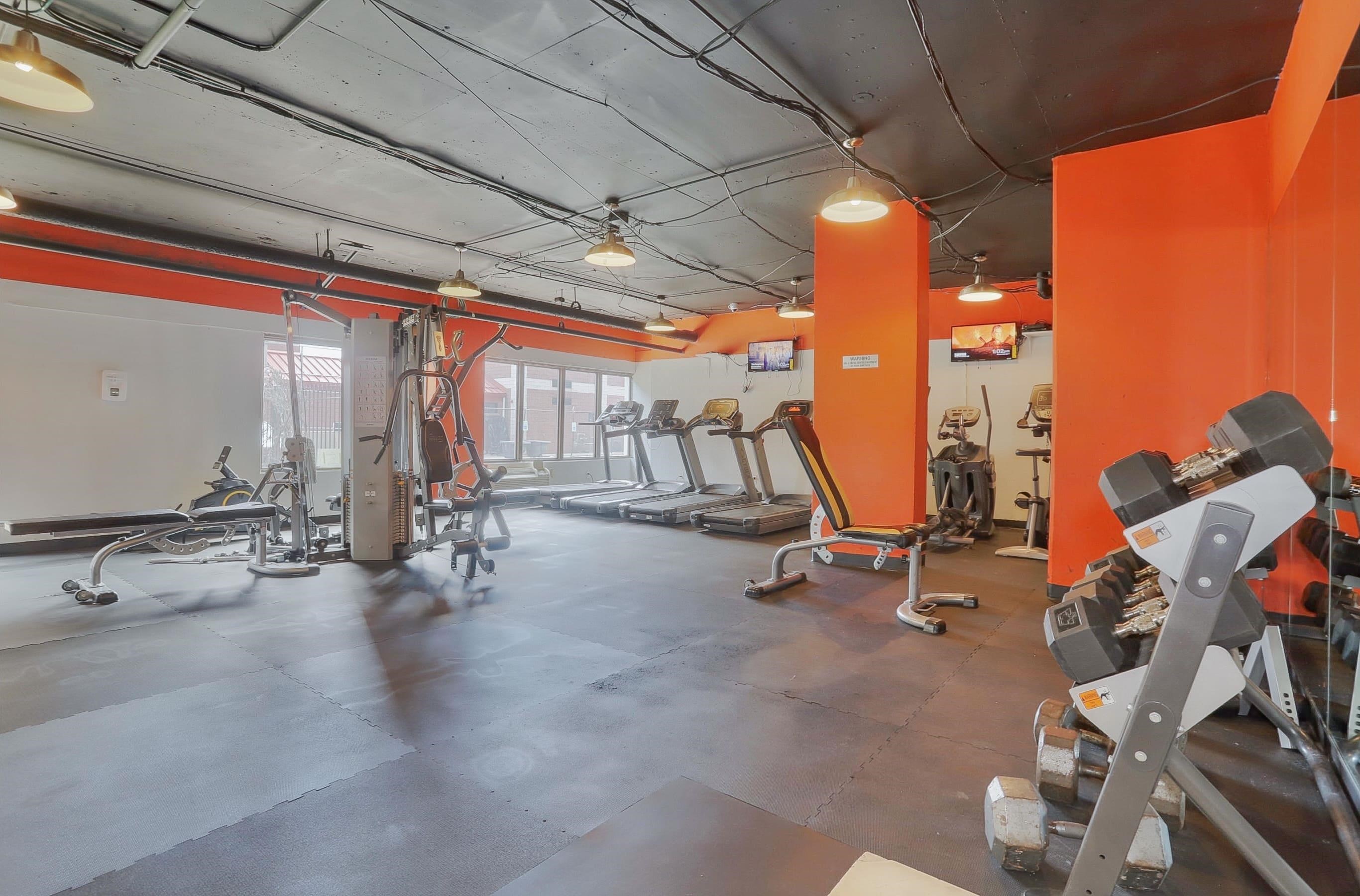 500 CENTRAL AVE #1014