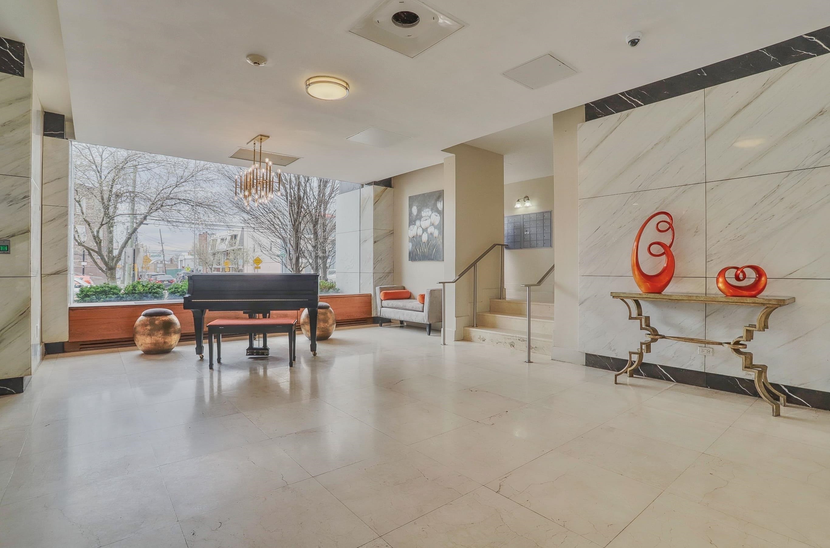 500 CENTRAL AVE #1014