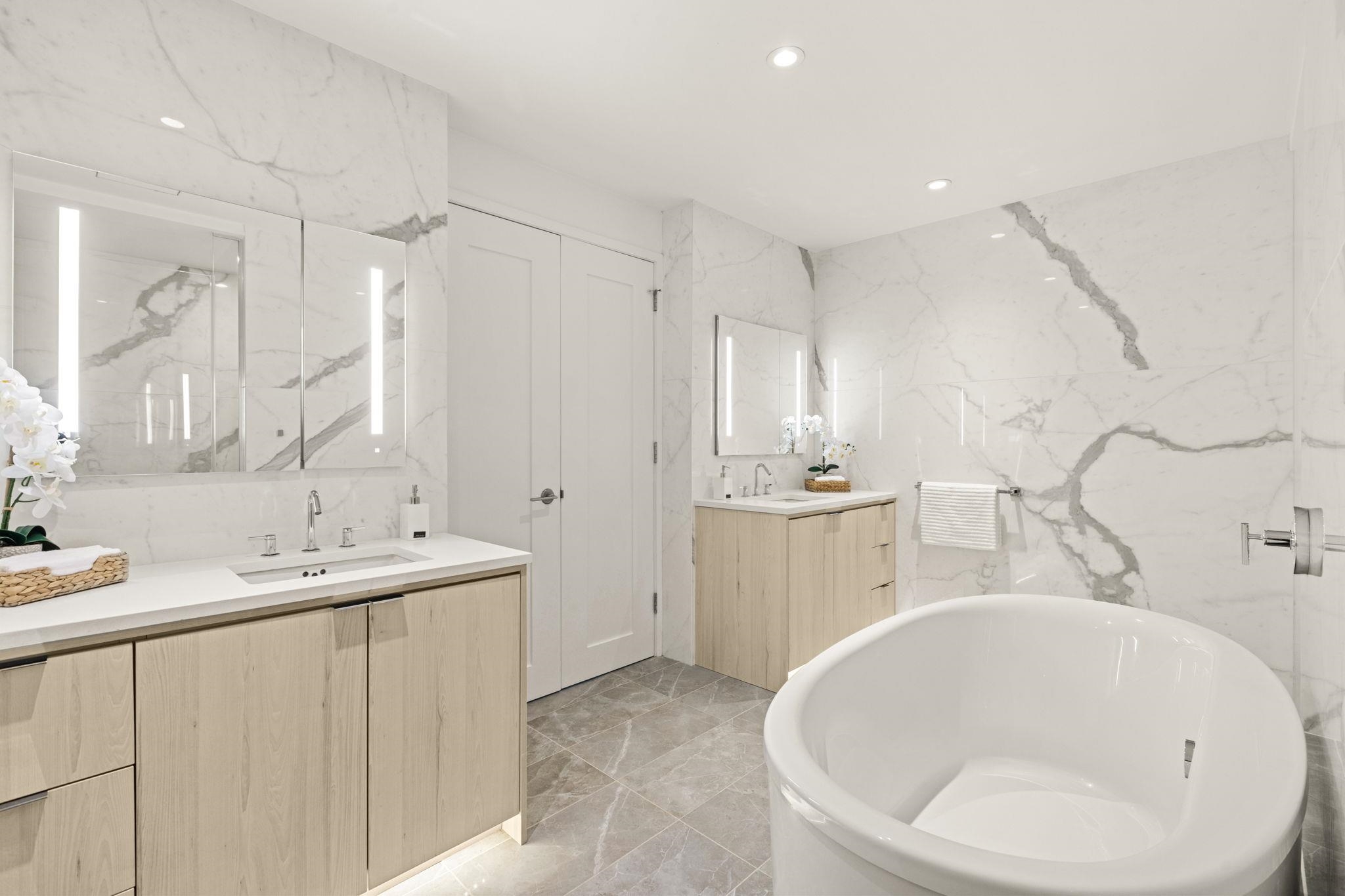 800 AVENUE AT PORT IMPERIAL #317