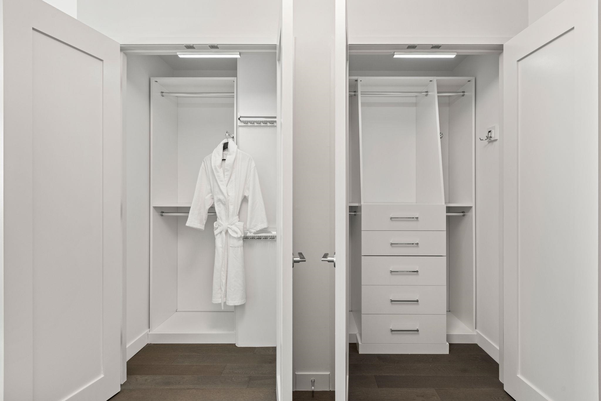 800 AVENUE AT PORT IMPERIAL #317