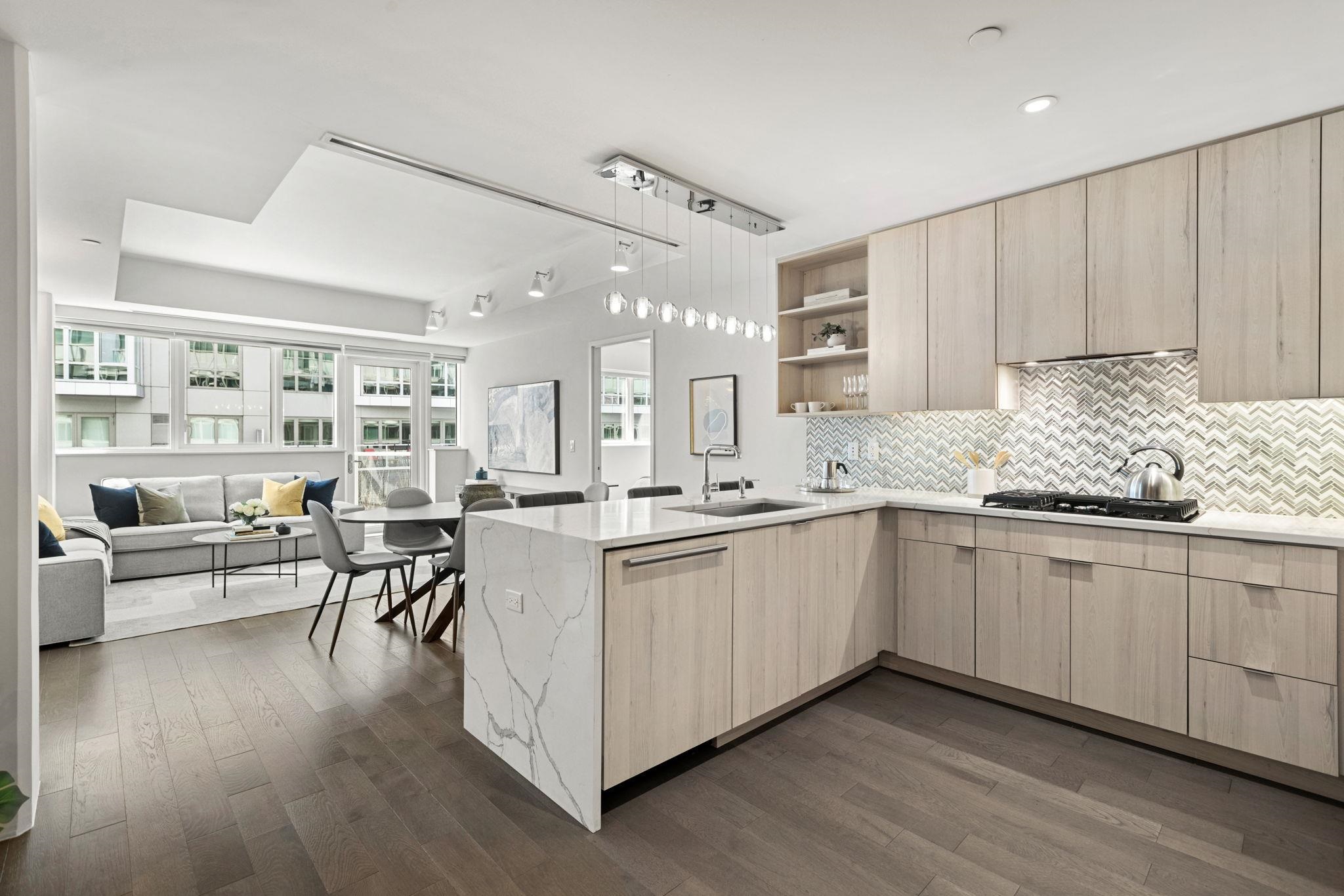 800 AVENUE AT PORT IMPERIAL #317