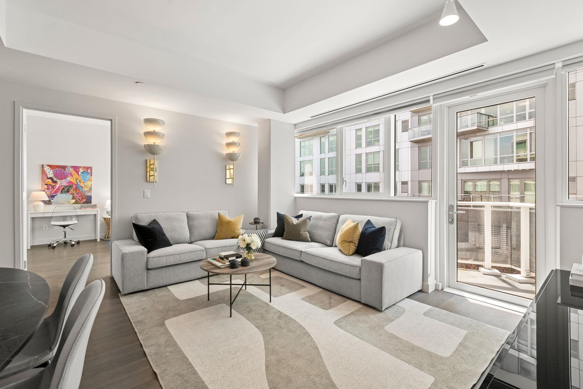 800 AVENUE AT PORT IMPERIAL #317