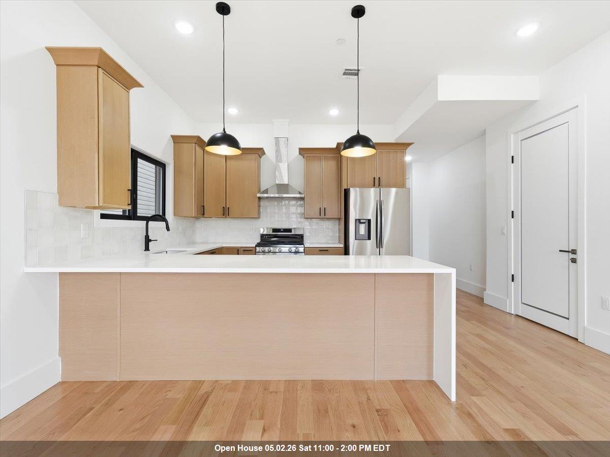 68 JORDAN AVE #2