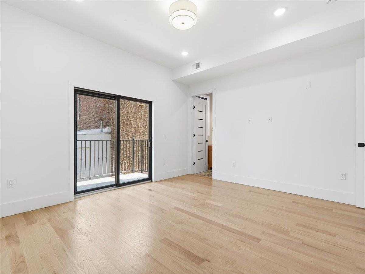 68 JORDAN AVE #2