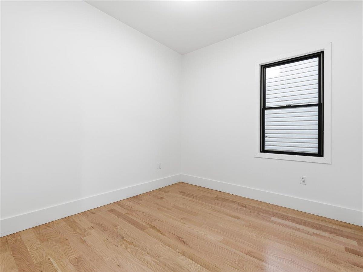 68 JORDAN AVE #2