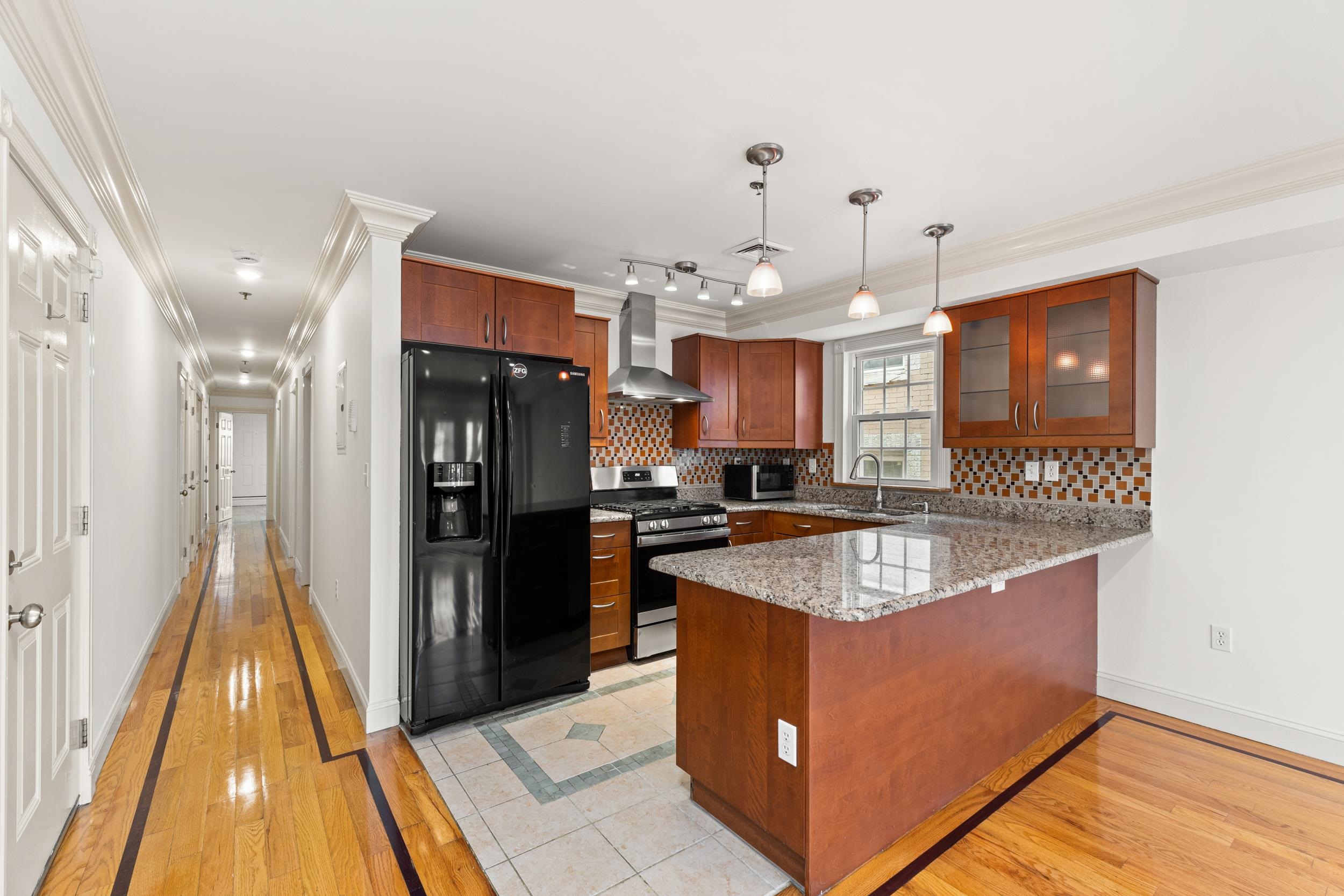 317 11TH ST - Photo 2
