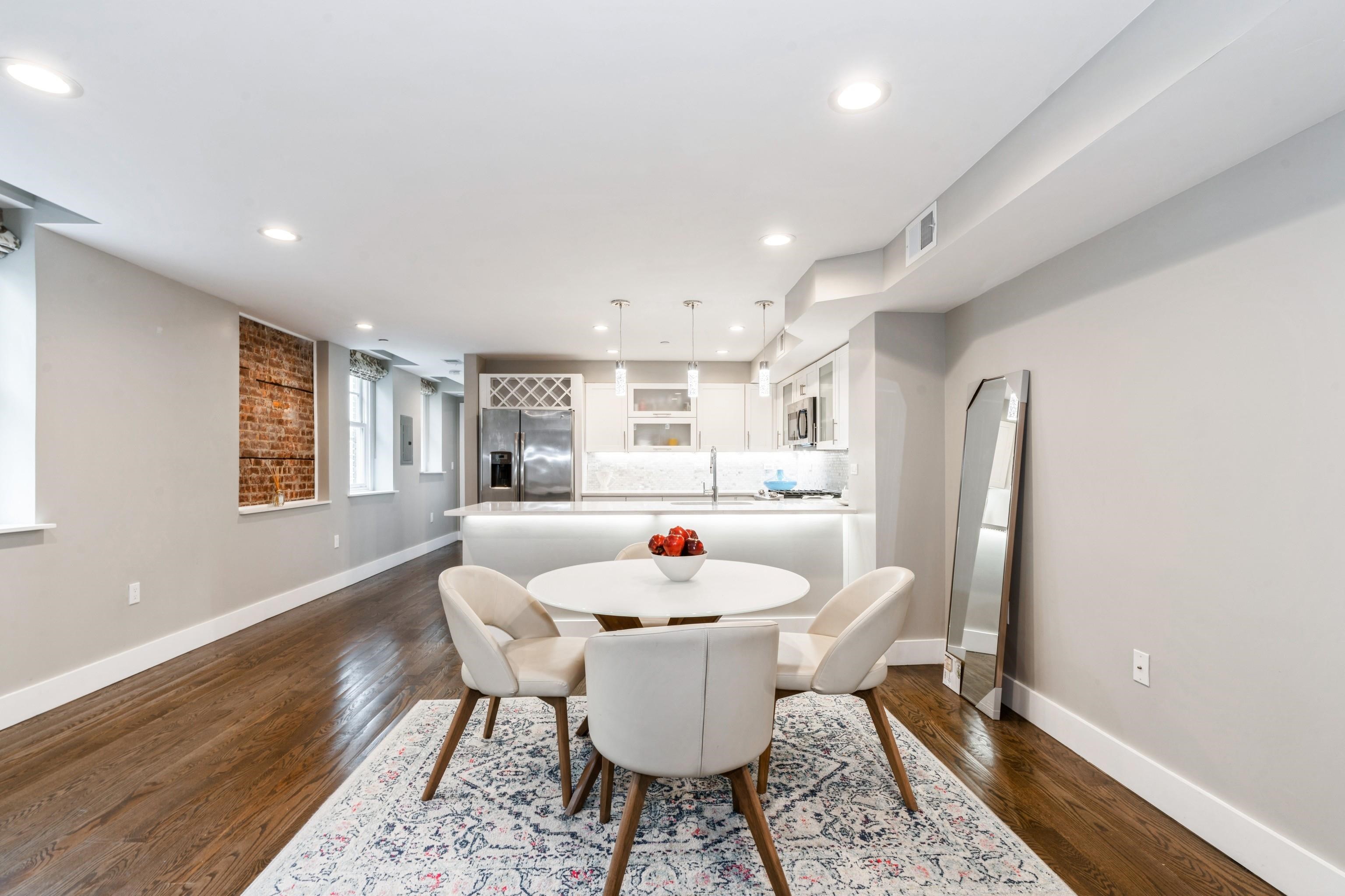 126 DELAWARE AVE #A10