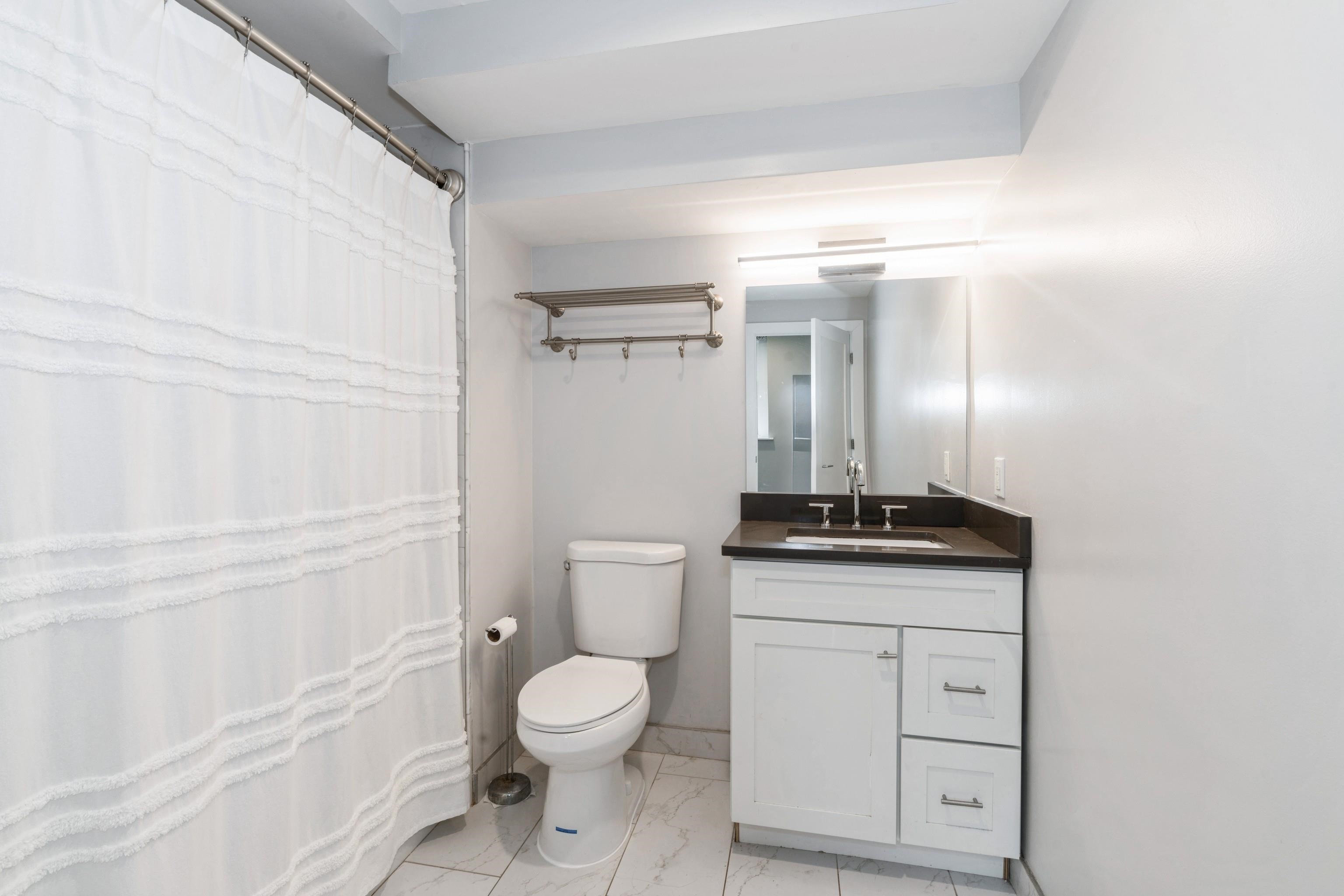 126 DELAWARE AVE #A10