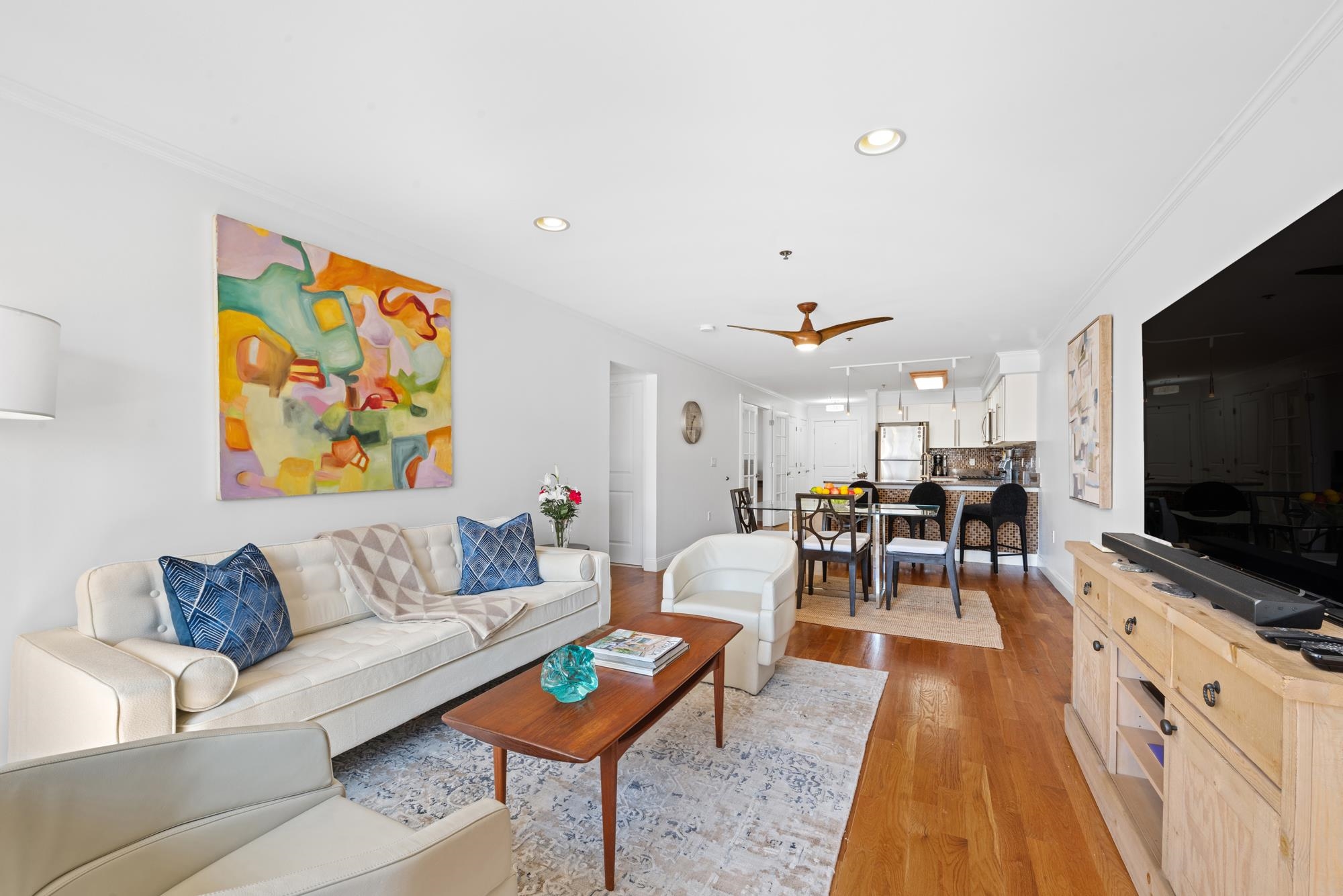 5711 JEFFERSON ST #310