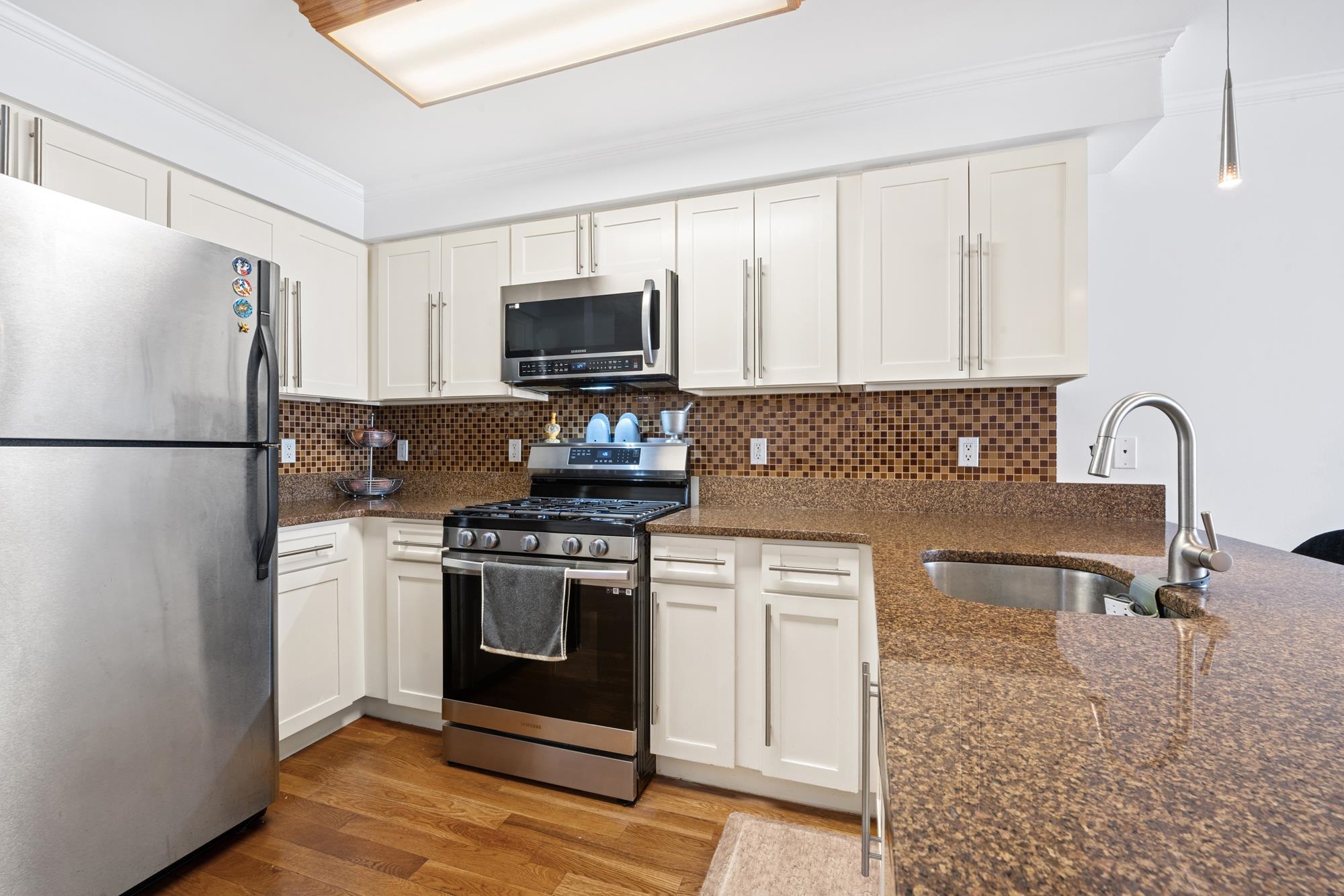 5711 JEFFERSON ST #310