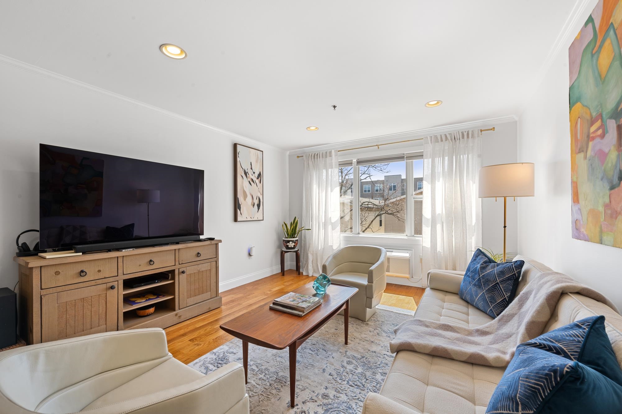 5711 JEFFERSON ST #310