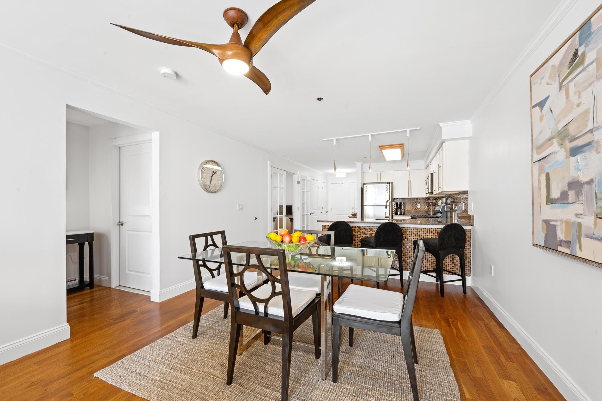 5711 JEFFERSON ST #310