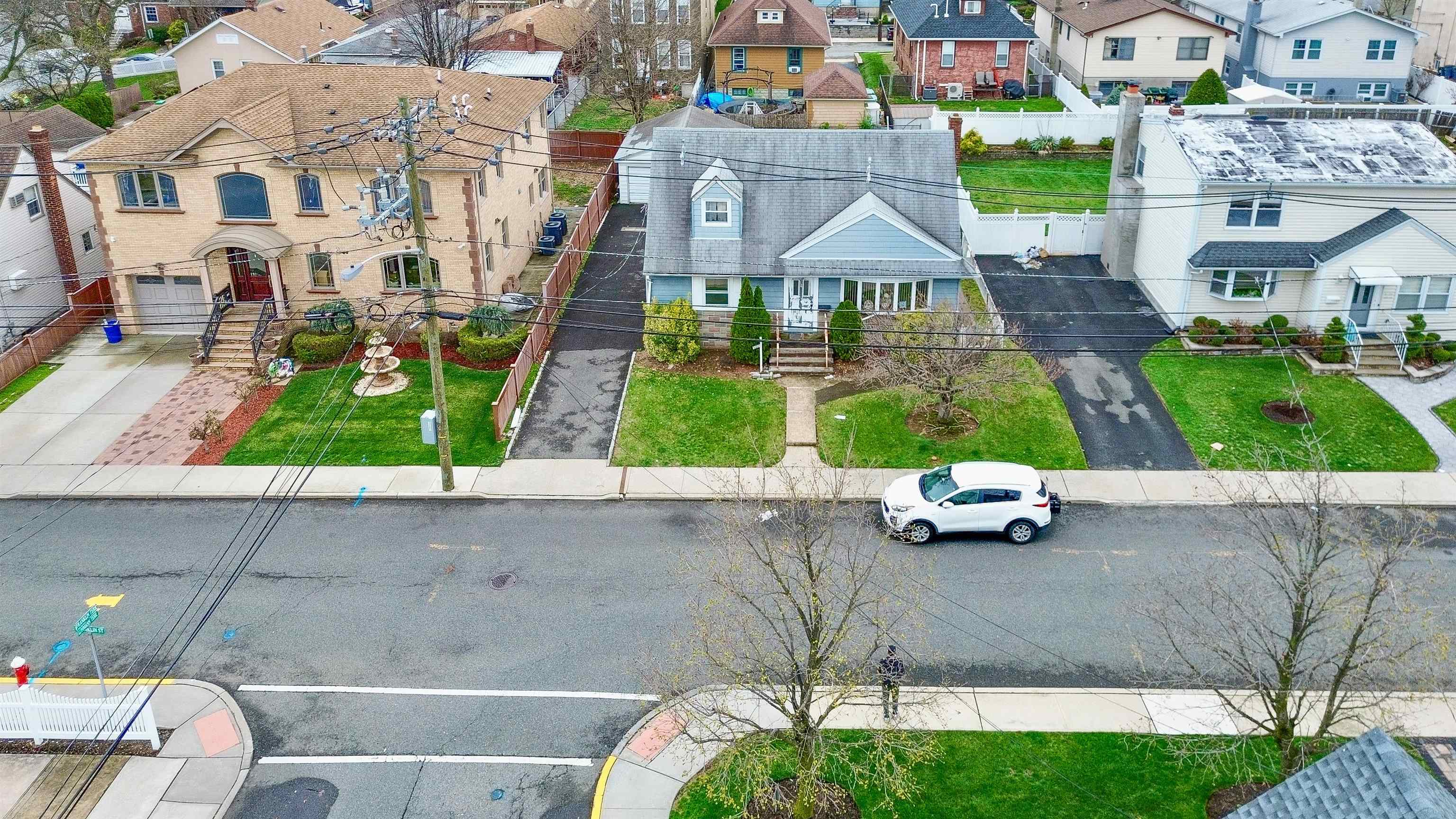 133 FRANKLIN ST