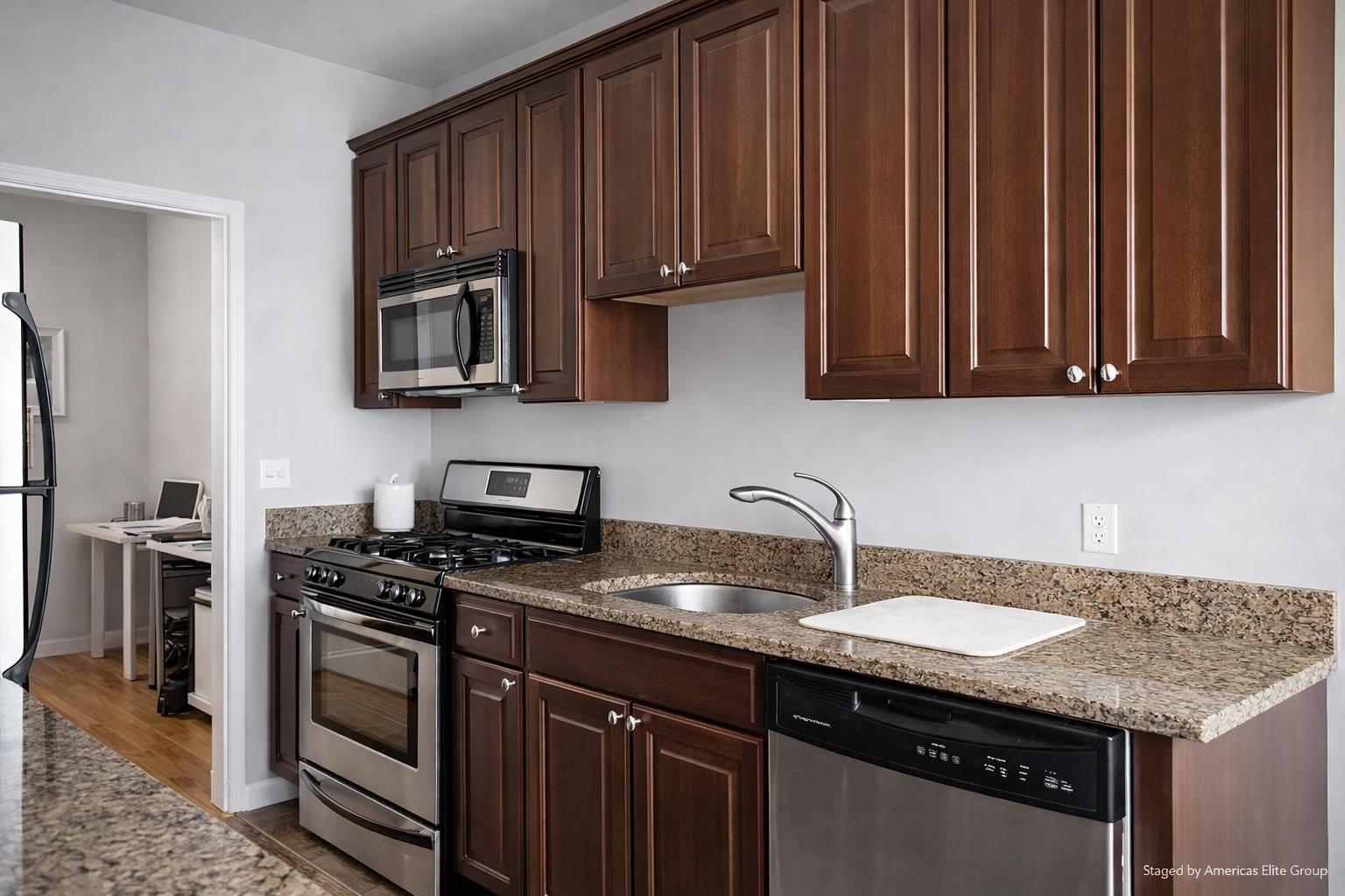 2520 KENNEDY BLVD #4H