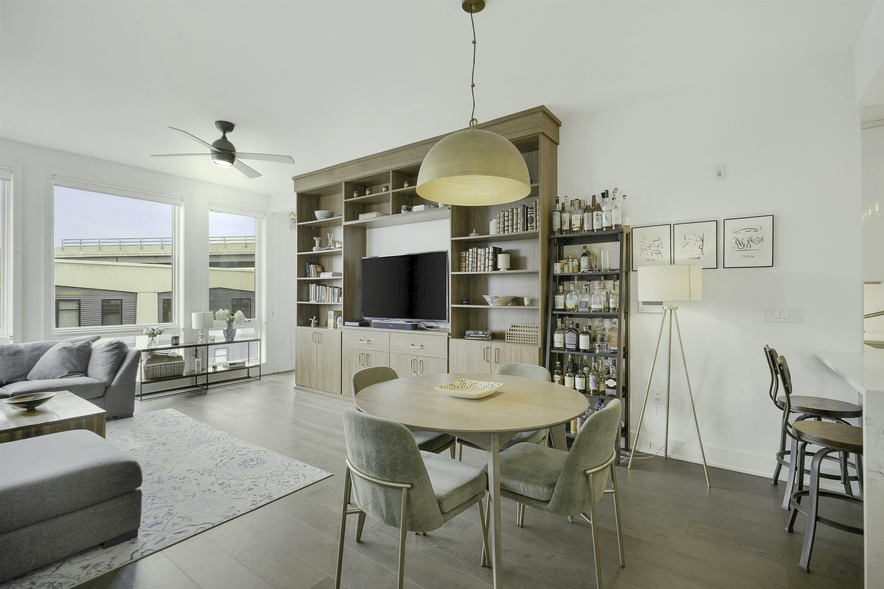 380 NEWARK AVE #606