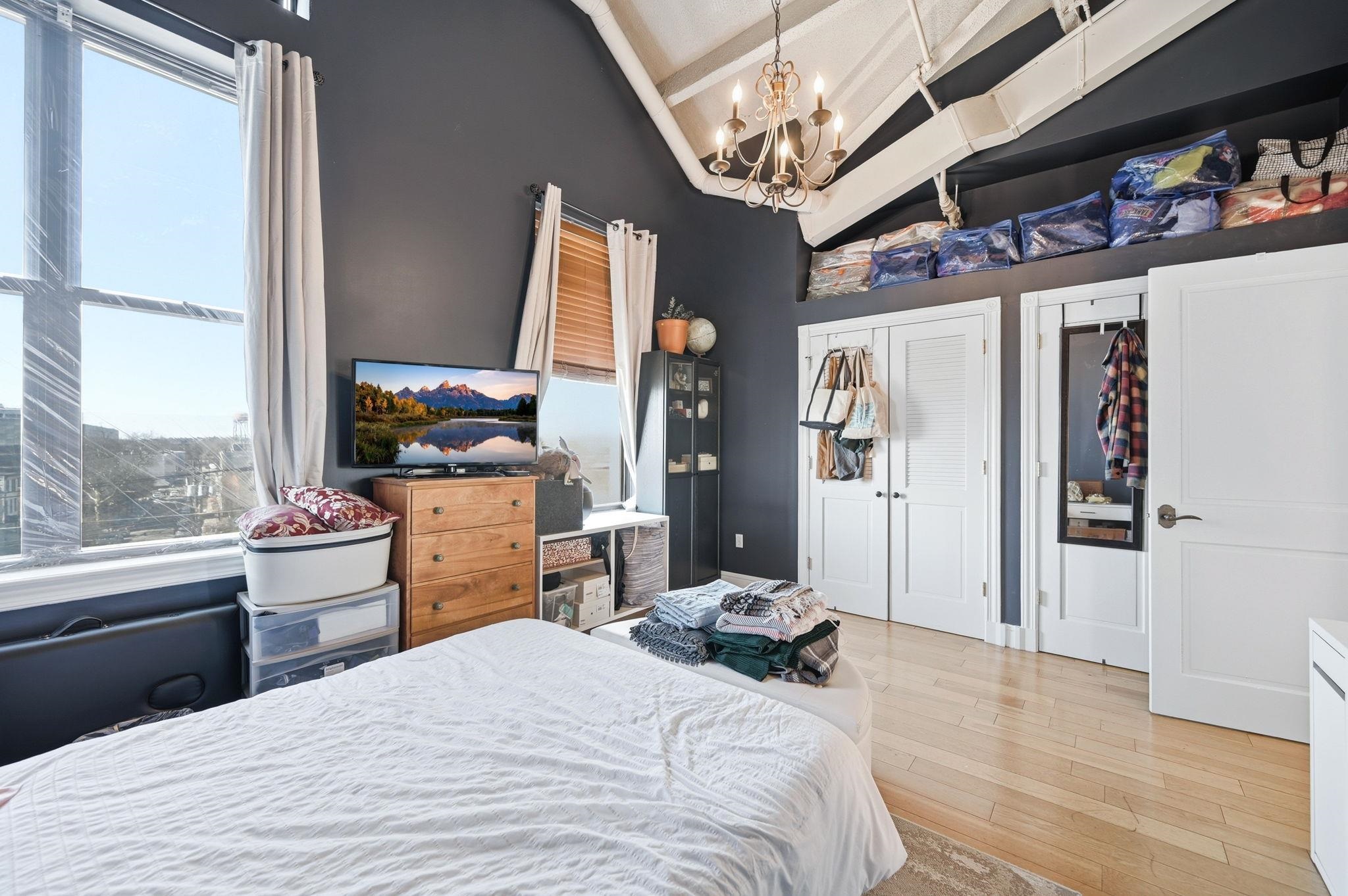 300 COMMUNIPAW AVE #306