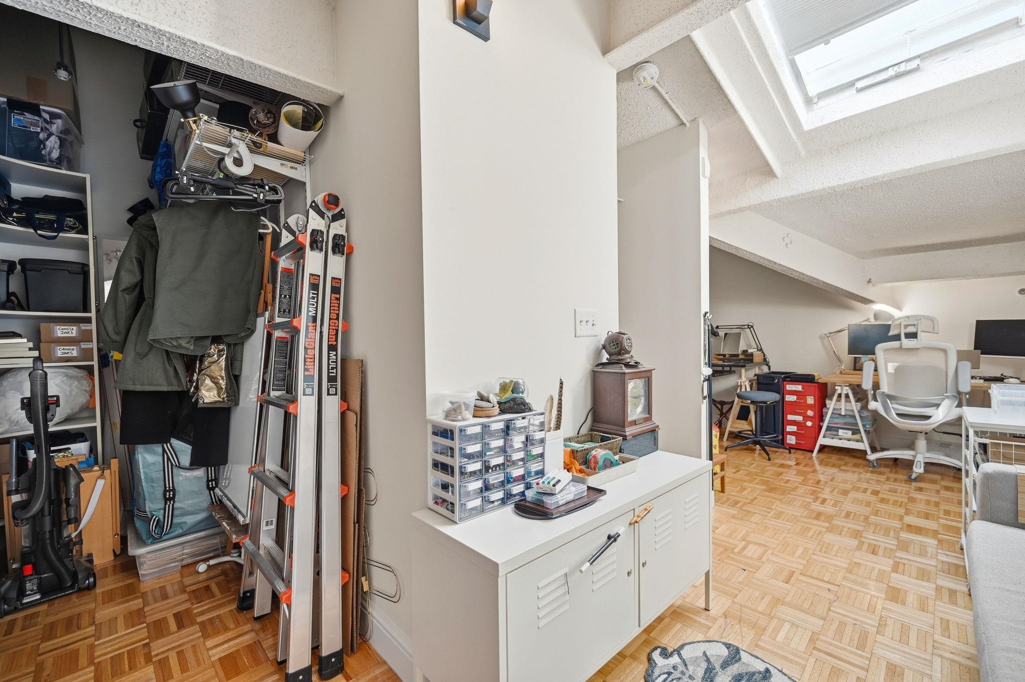 300 COMMUNIPAW AVE #306