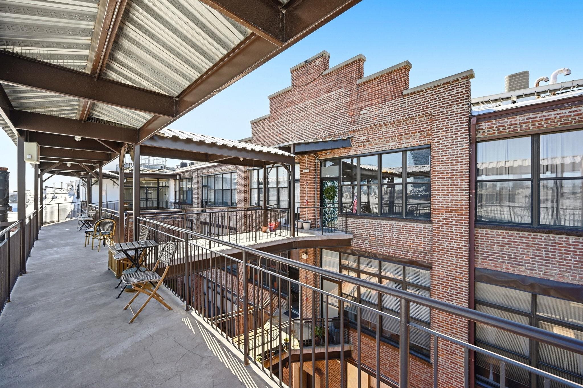 300 COMMUNIPAW AVE #306