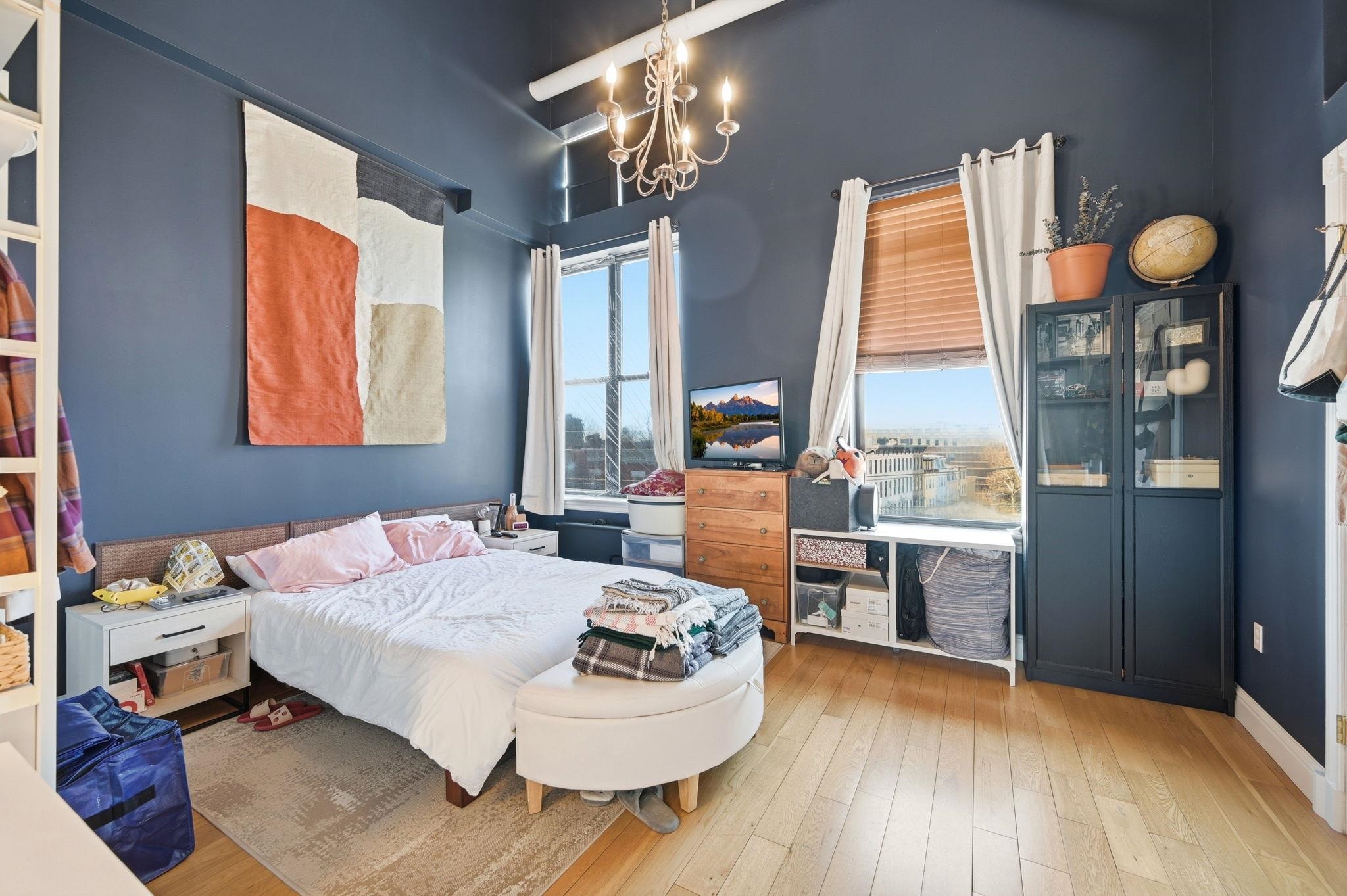 300 COMMUNIPAW AVE #306