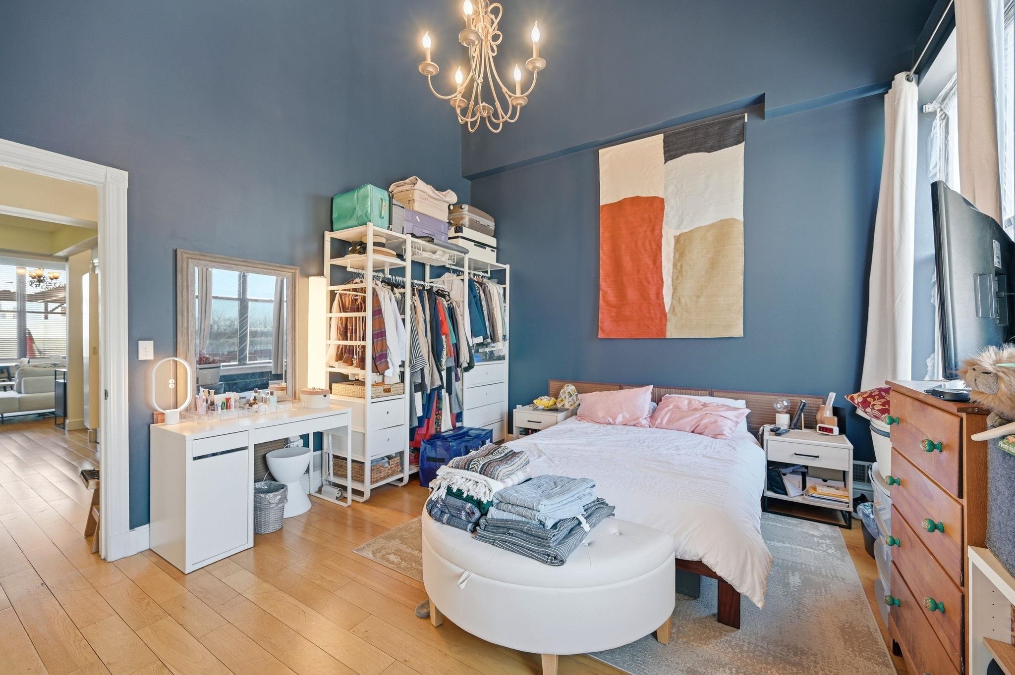 300 COMMUNIPAW AVE #306