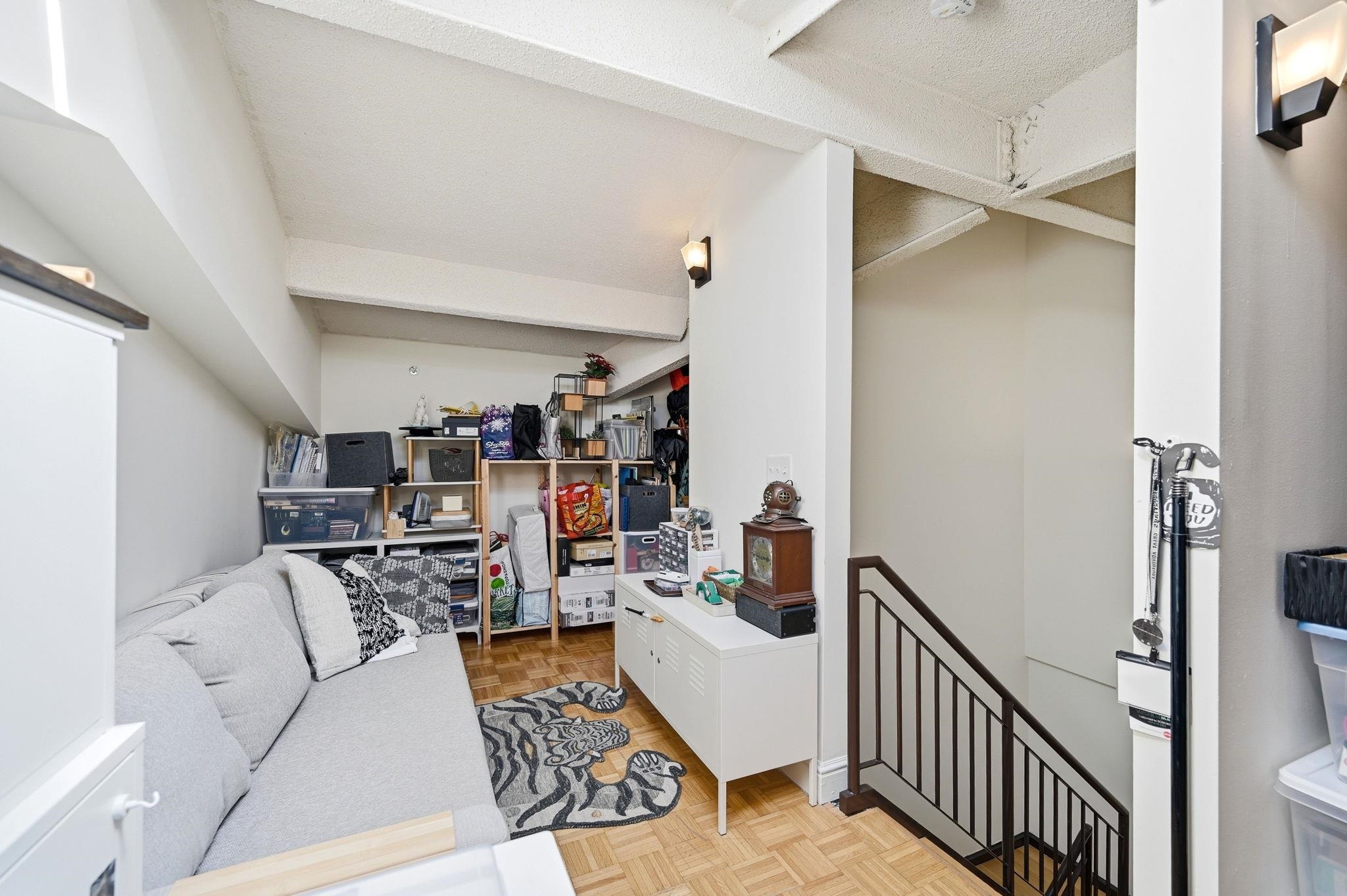 300 COMMUNIPAW AVE #306