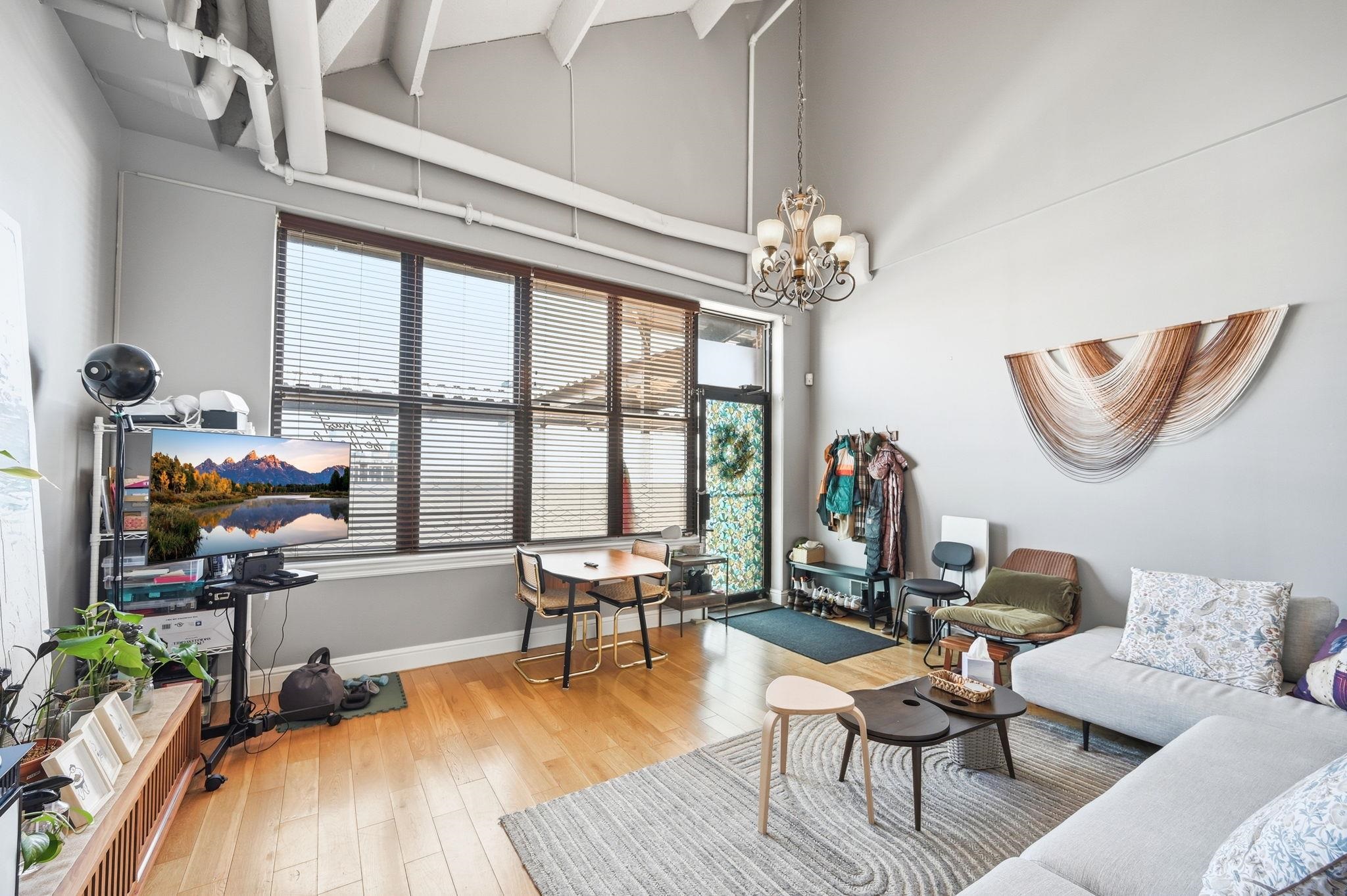 300 COMMUNIPAW AVE #306