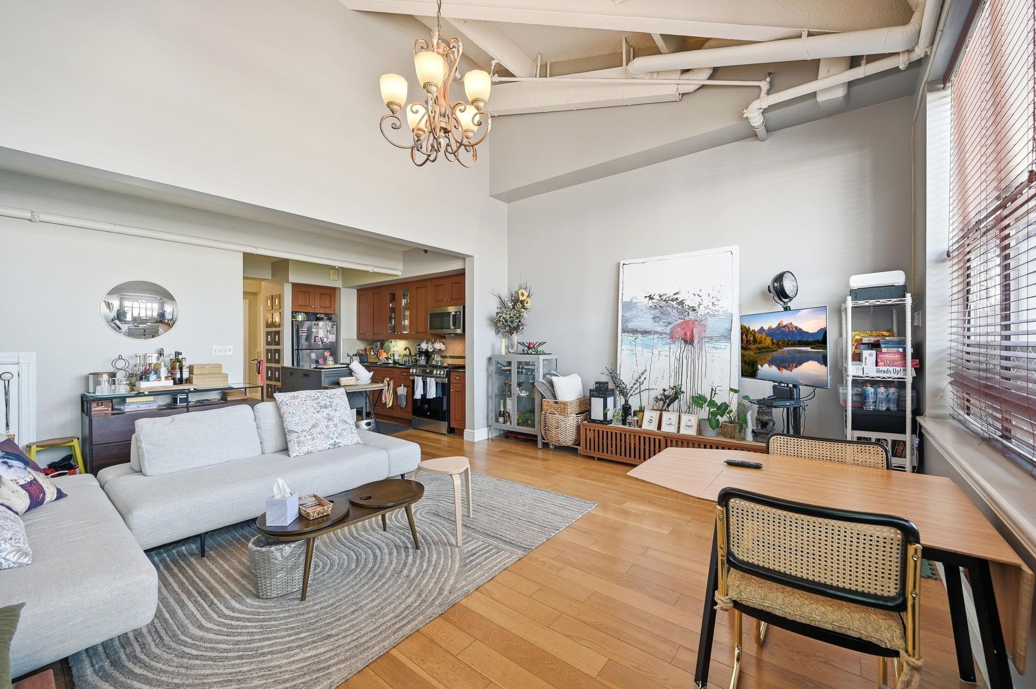 300 COMMUNIPAW AVE #306